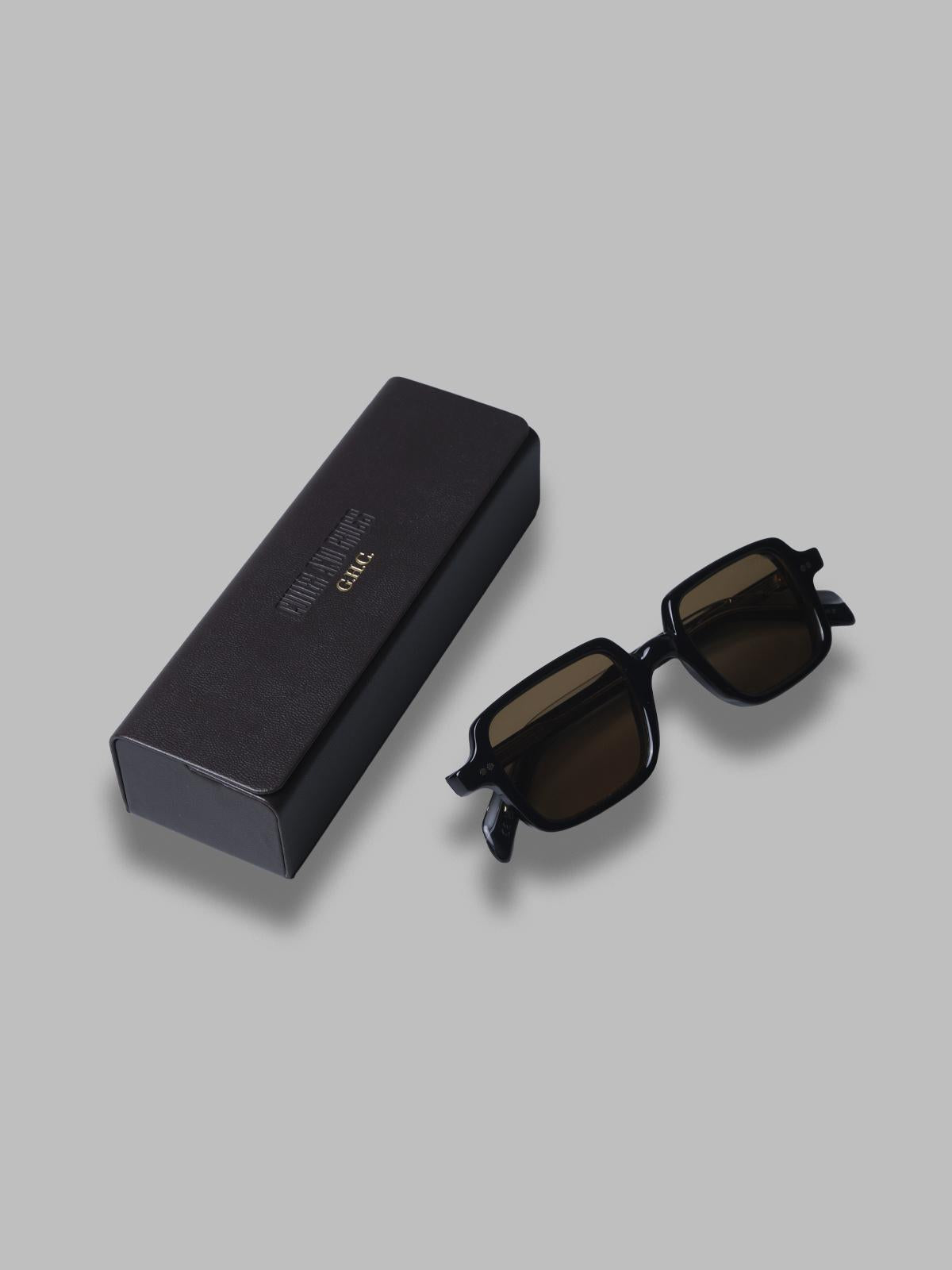 gr02 rectangle sunglasses CGSN-GR02-48- 01 CUTLER AND GROSS