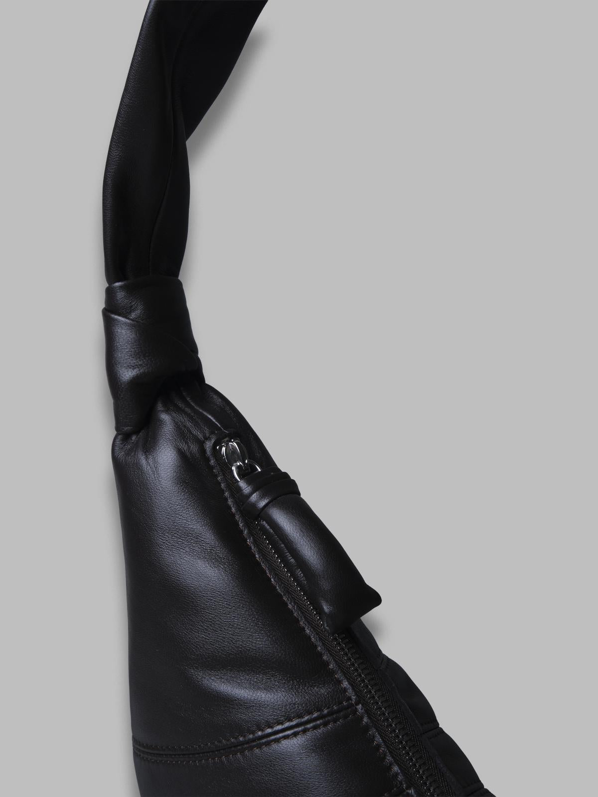 medium croissant bag BG0001-LL095- BR490 LEMAIRE