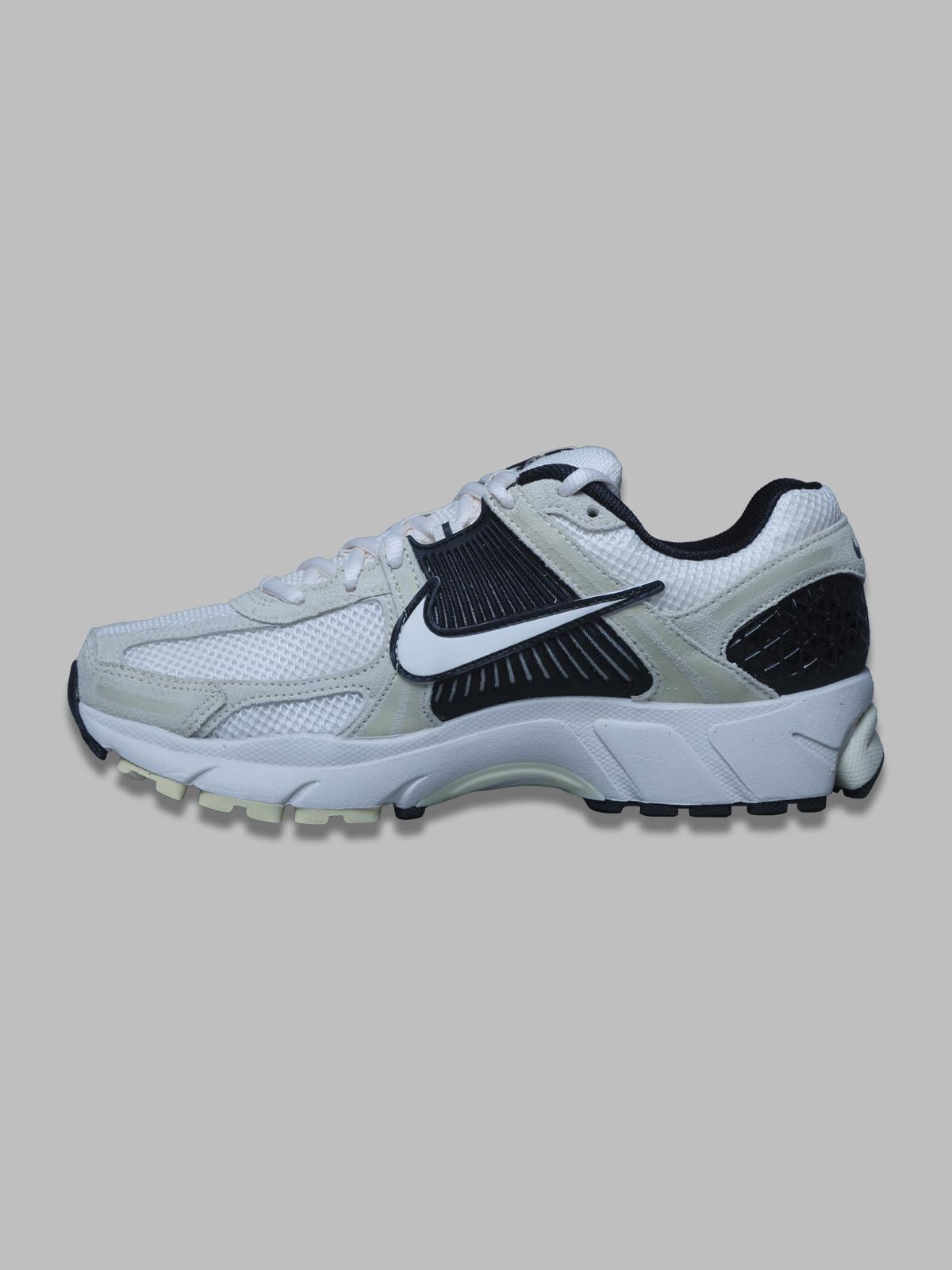 NIKE HF1553-701