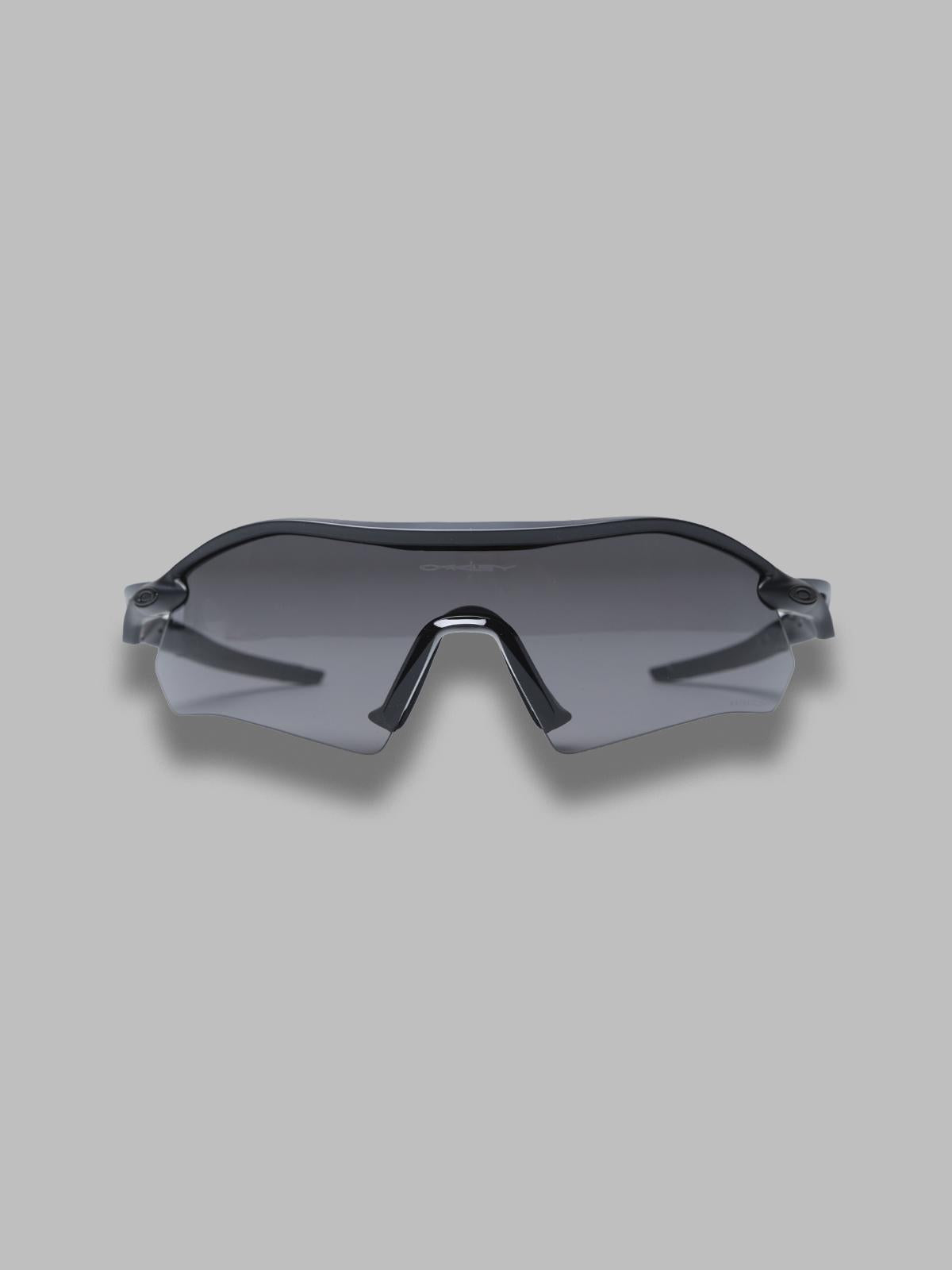 0OO9495D- 949506 OAKLEY