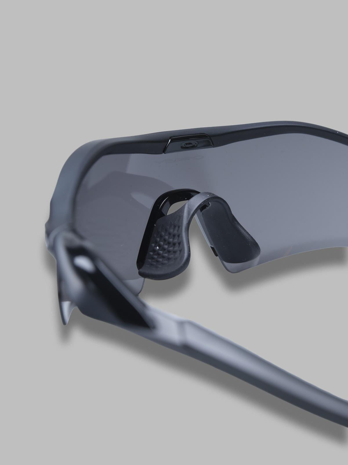 0OO9495D- 949506 OAKLEY