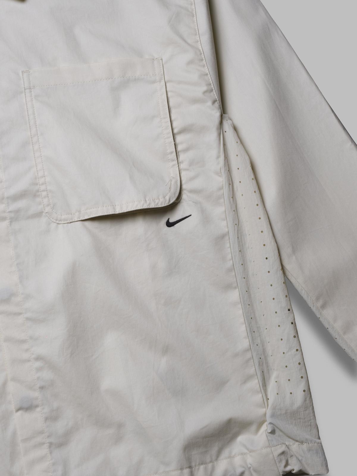 m nk tch button down HJ2936- 234 NIKE
