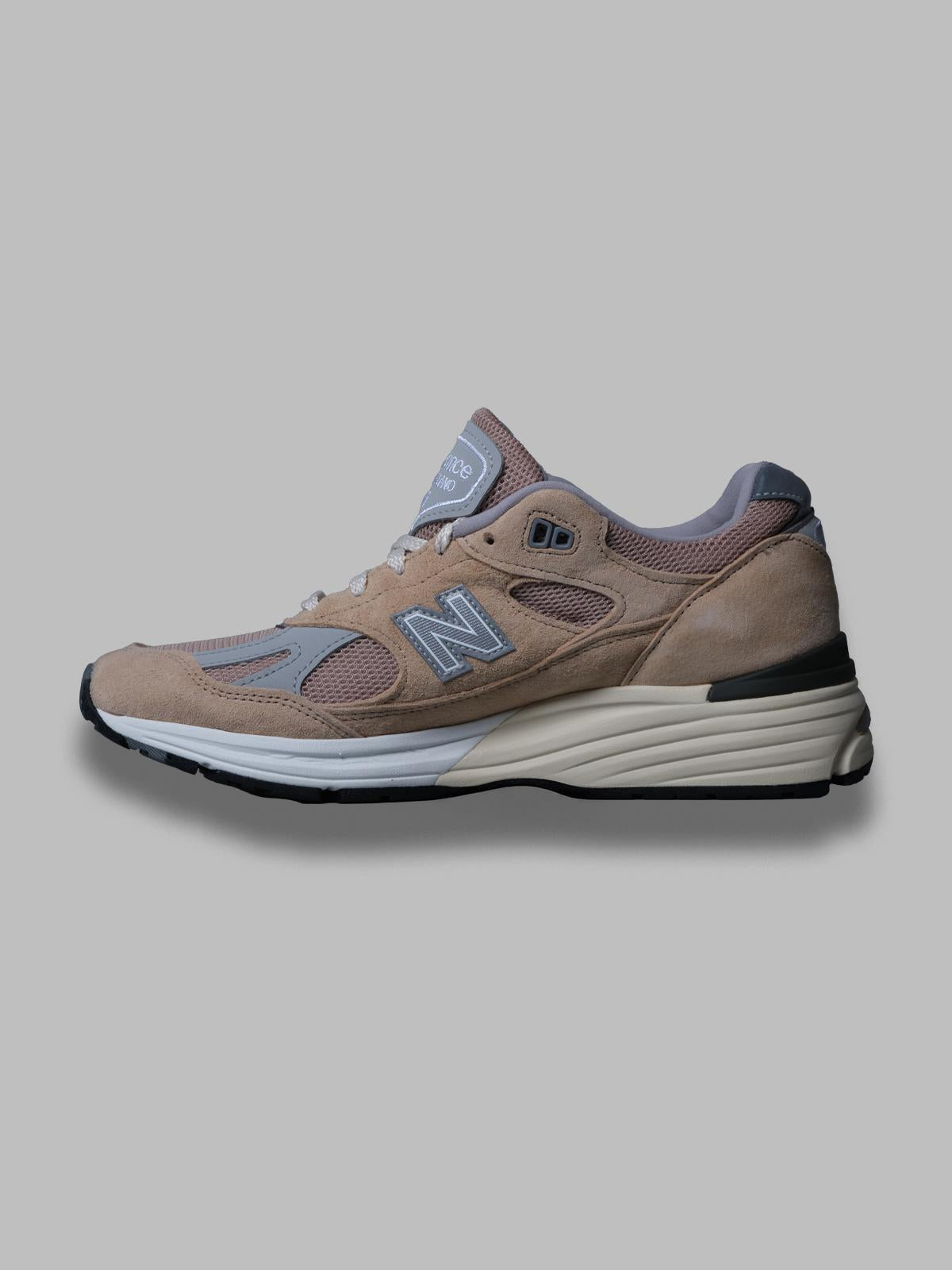 991v2 beige - scarpa lifestyle - pigskin/synthetic/mesh U991BE2 BE2 NEW BALANCE