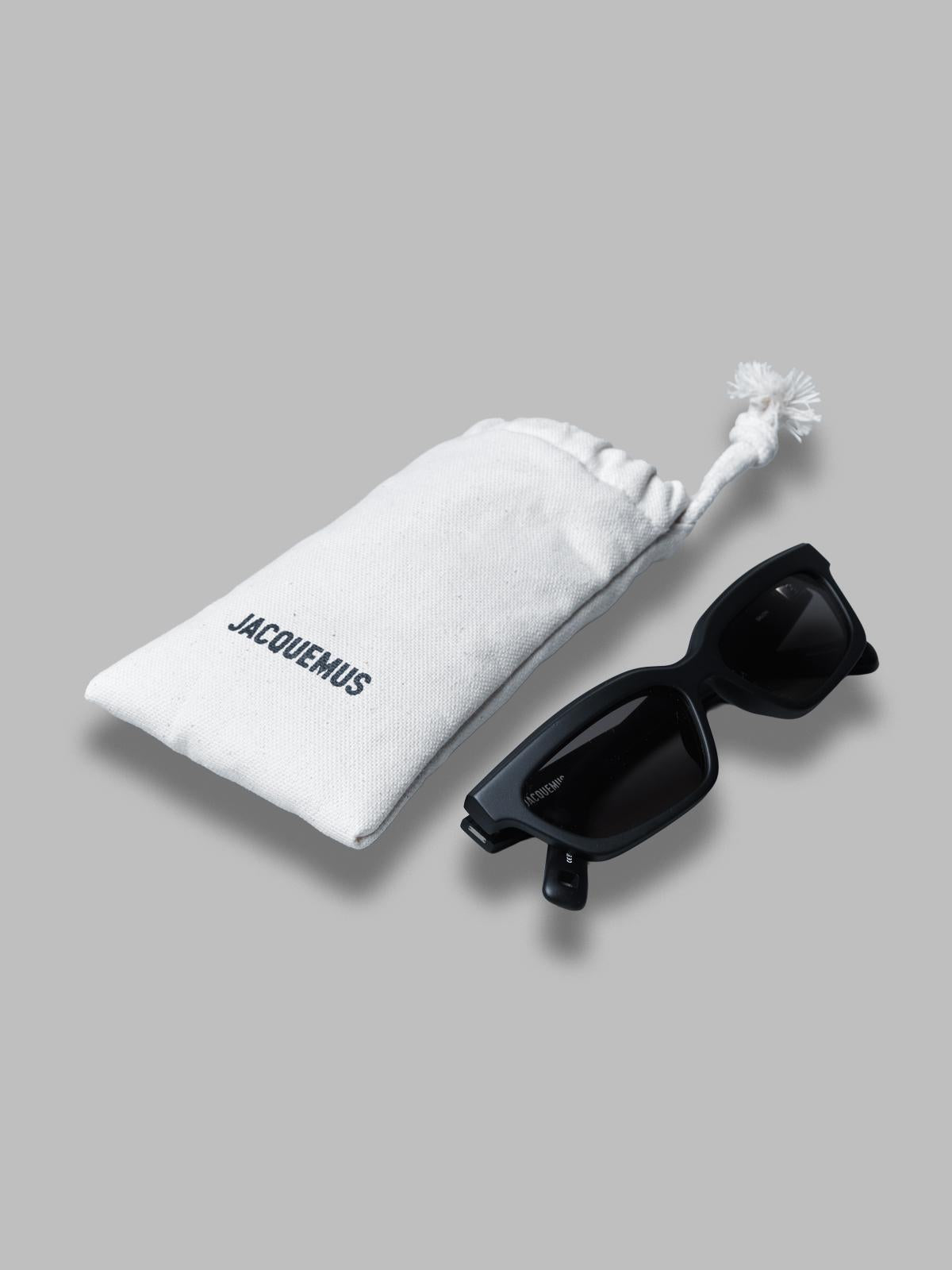 salon JAC62C1SUN BK JACQUEMUS