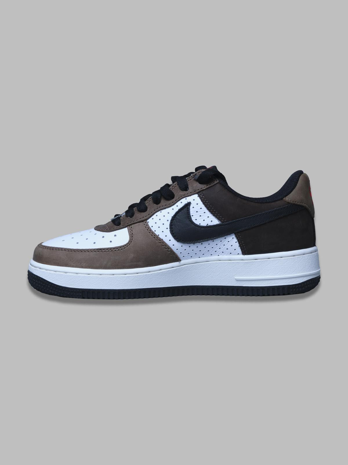 NIKE HJ4323-100