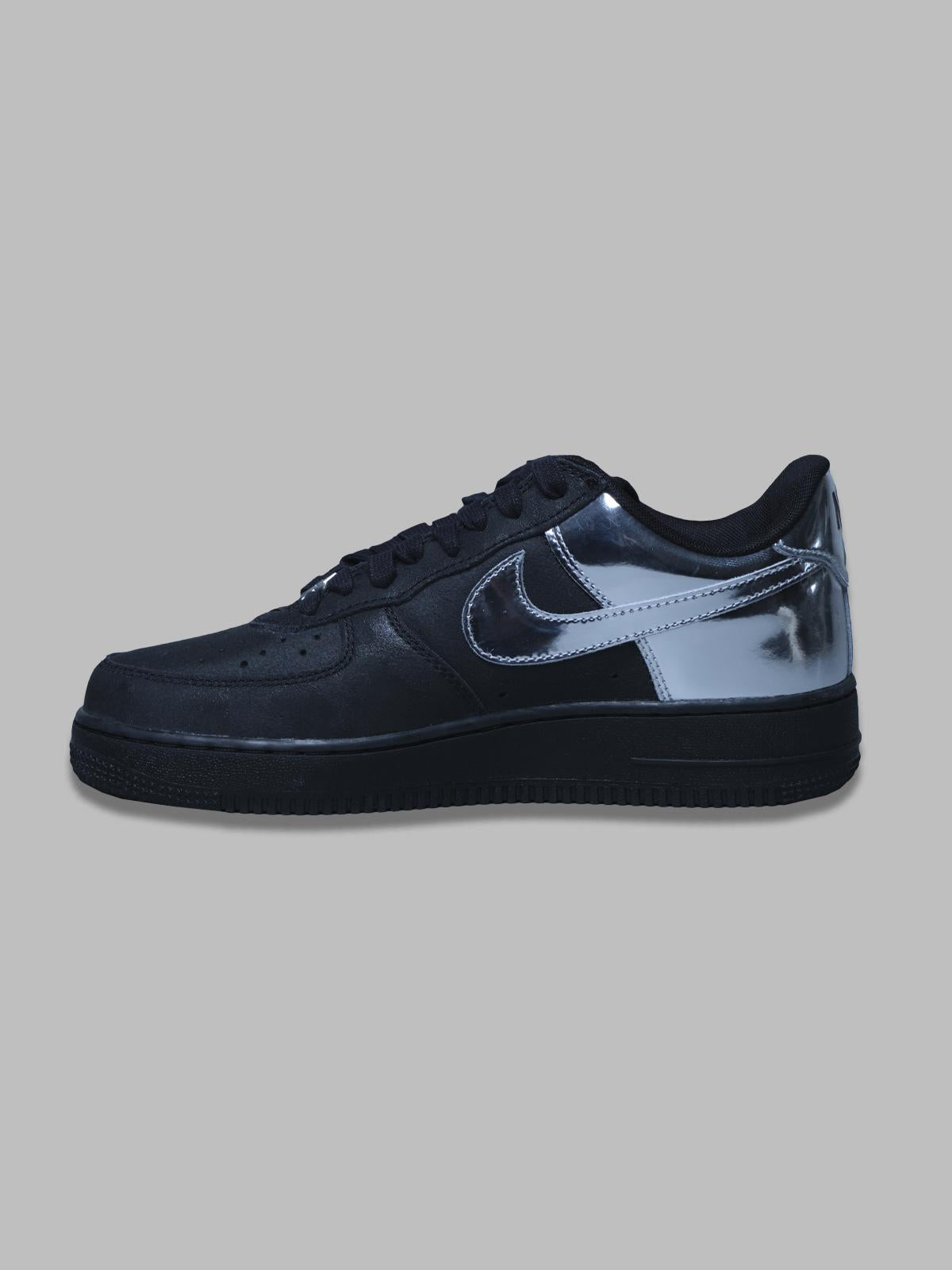 NIKE HF2885-001