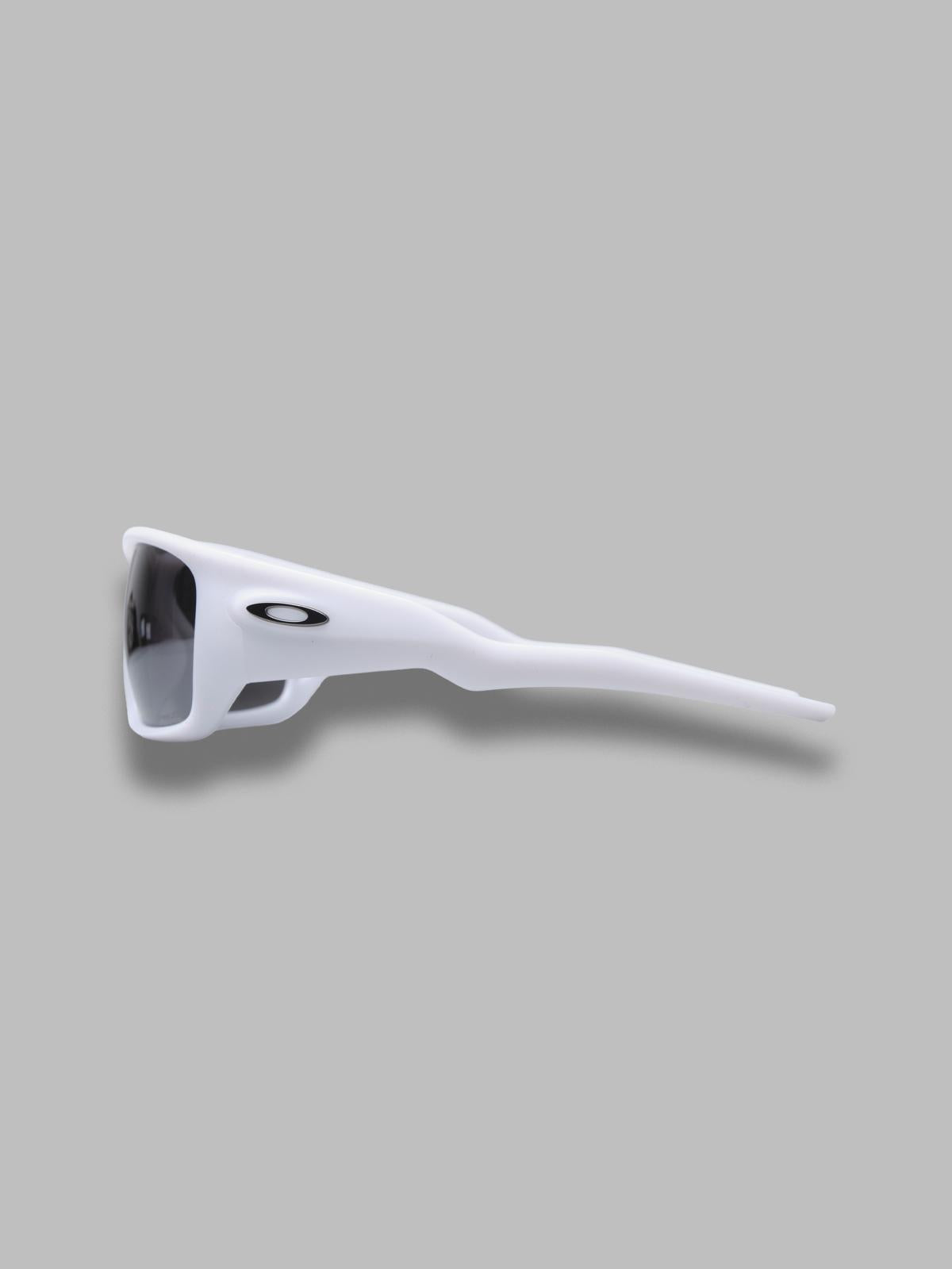 0OO9486- 948603 OAKLEY