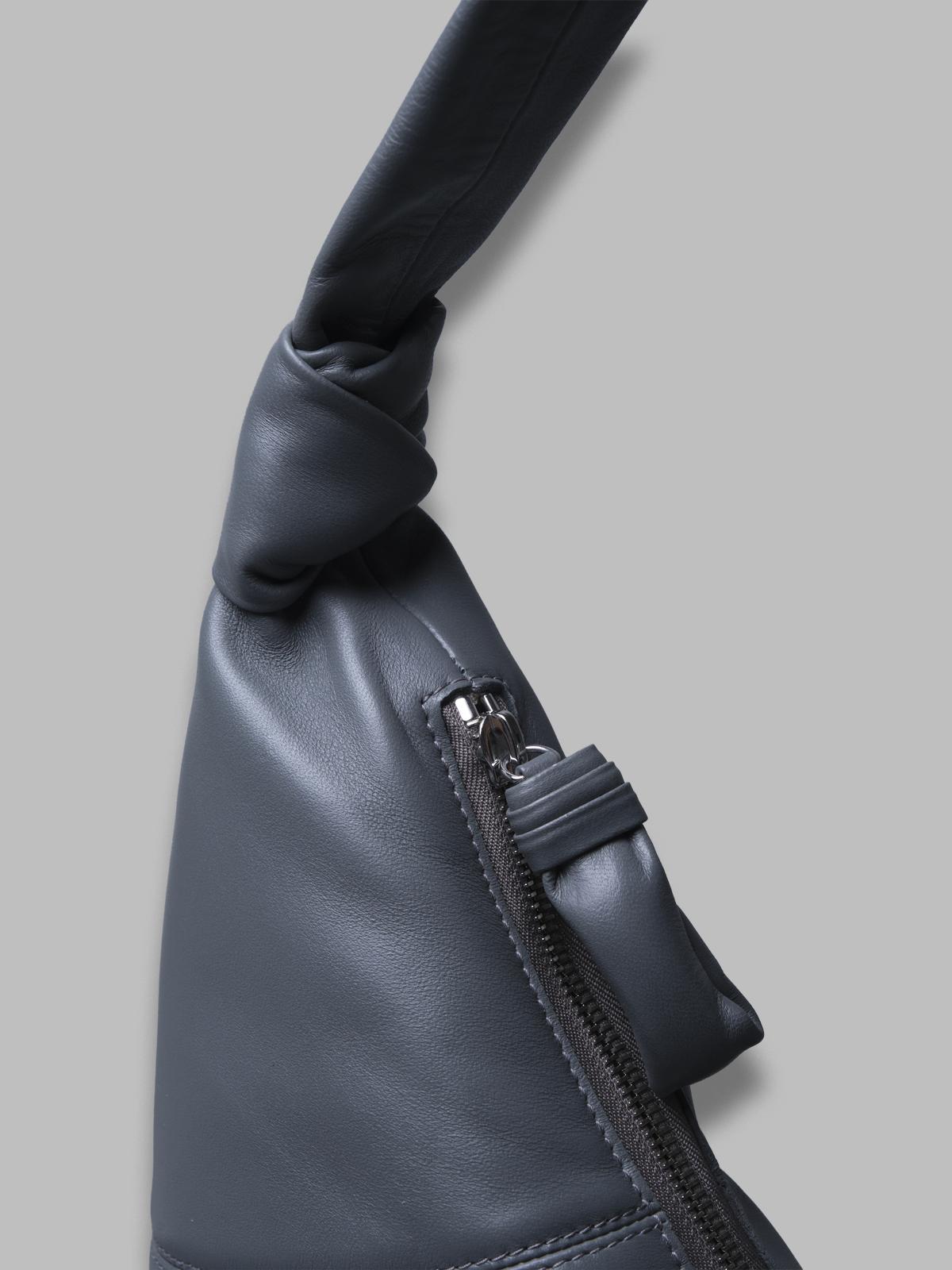 medium croissant bag BG0001-LL095- BK345 LEMAIRE