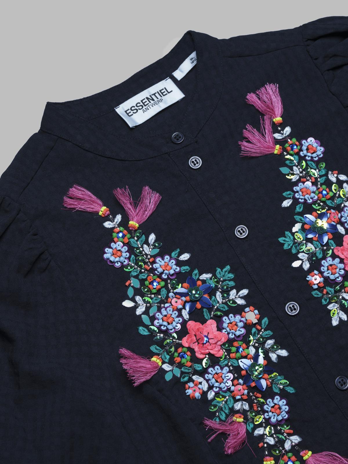 ESSENTIEL ANTWERP HEARTFELTDS33