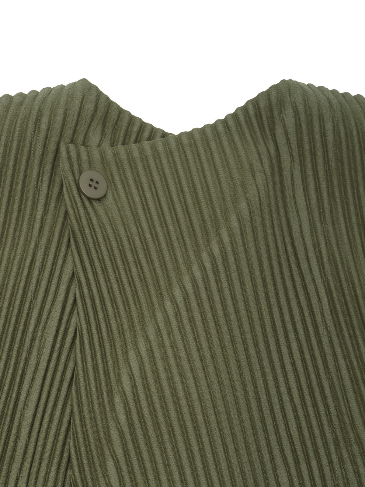 september: slash blouson 64 one size HP68JL210- 64 HOMME PLISSÉ ISSEY MIYAKE 
