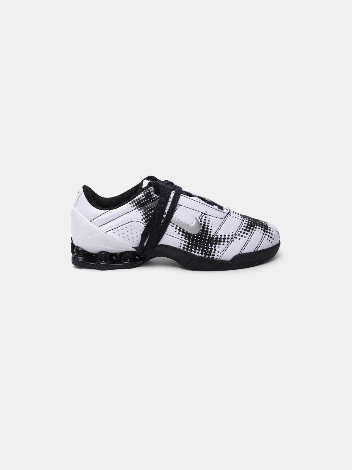 nike total 90 shox magia IR8176- 100 NIKE 