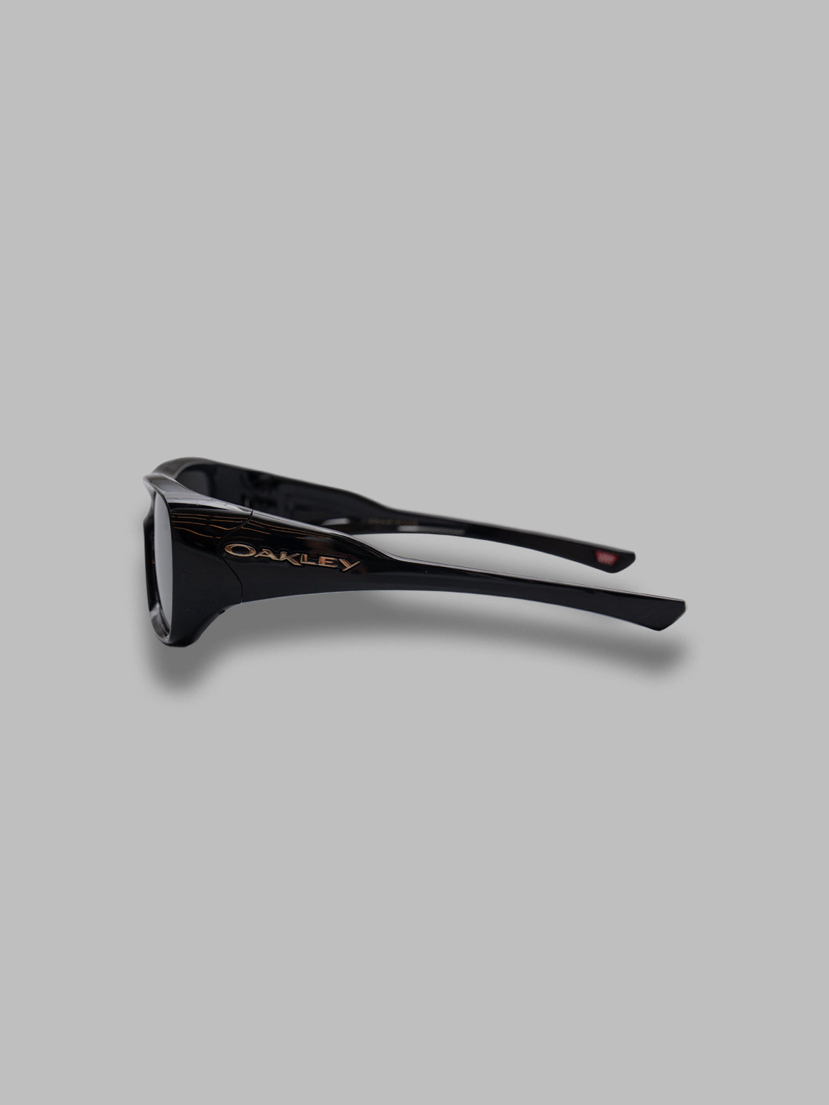 chaminade 0OO9492- 949201 OAKLEY 