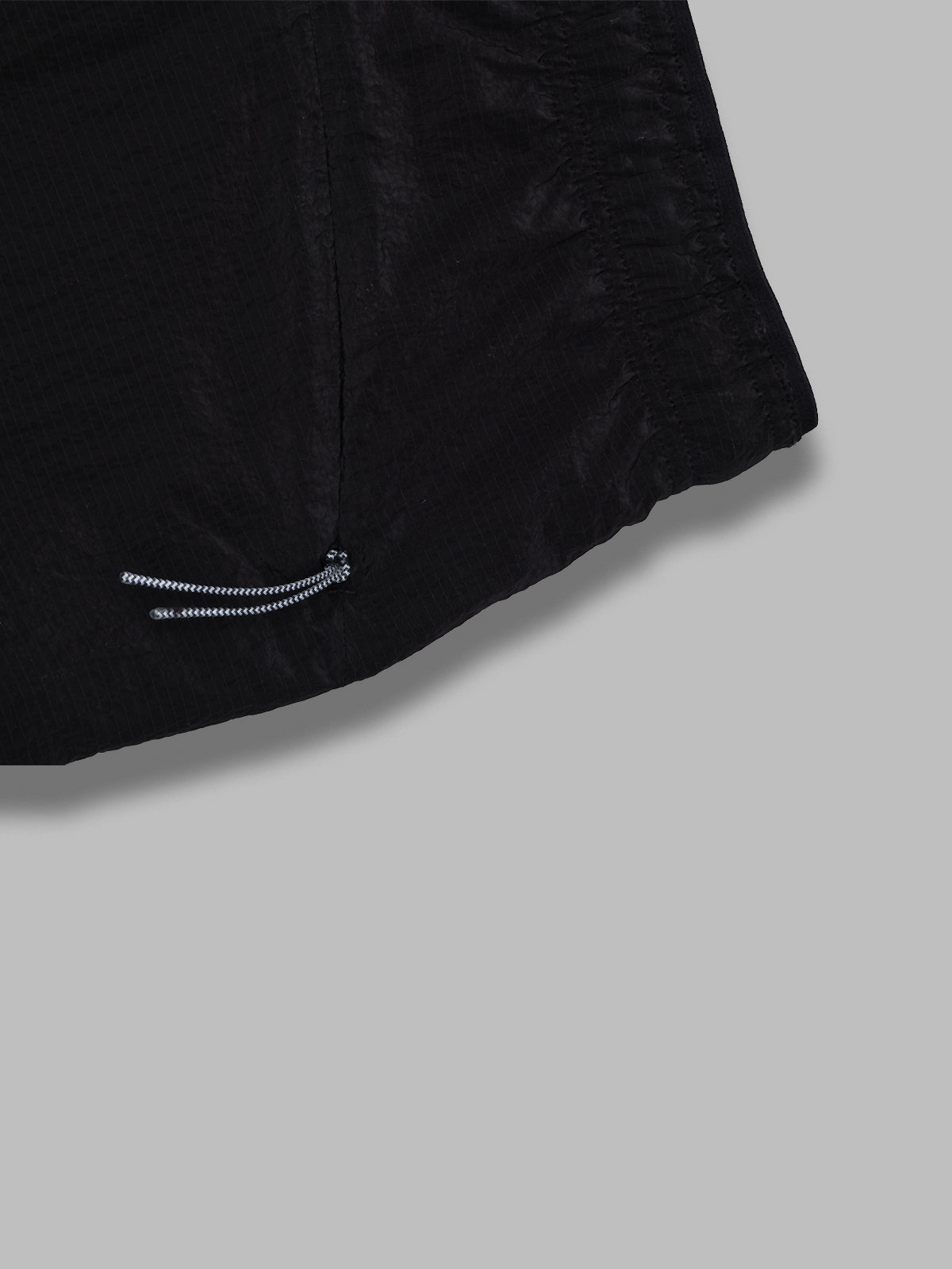 helder 5 inch shorts YBMW061FA57- BLK0001 ROA 