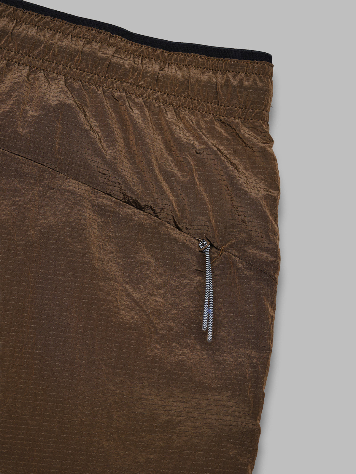helder 5 inch shorts YBMW061FA57- BRW0001 ROA 