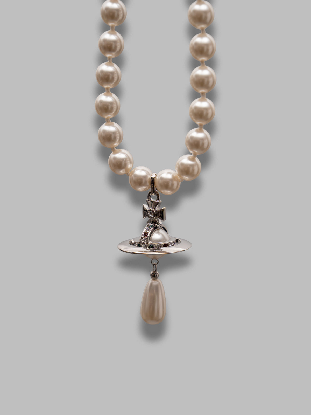 one row pearl drop choker 63030008-02P128-CN- P128 VIVIENNE WESTWOOD 