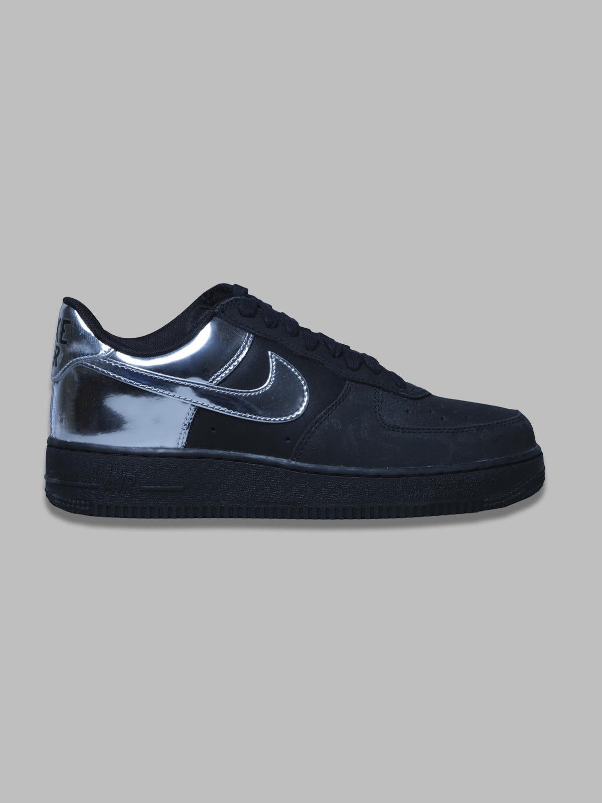 NIKE HF2885-001