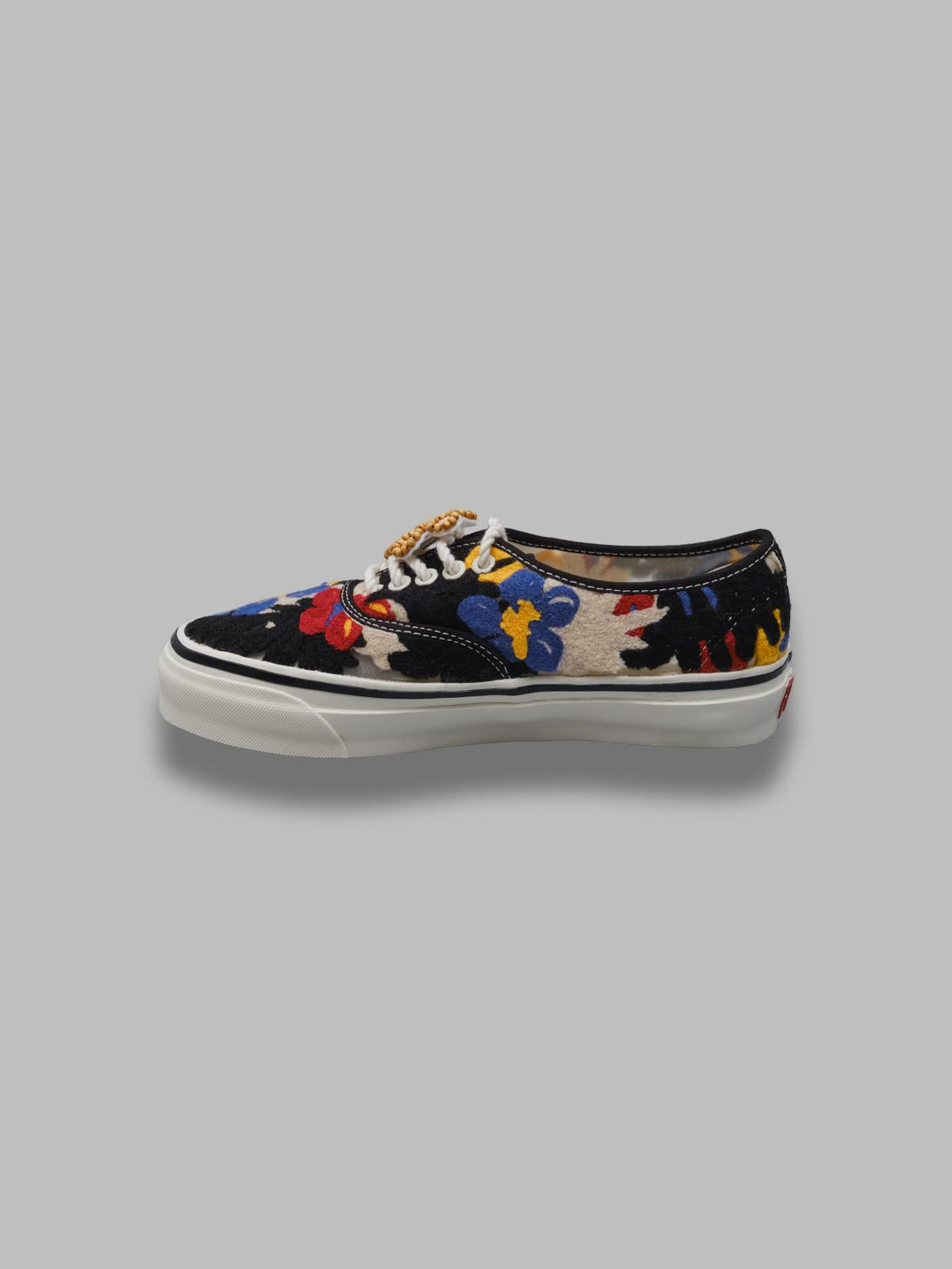  VN000Y0S- 448 VANS 