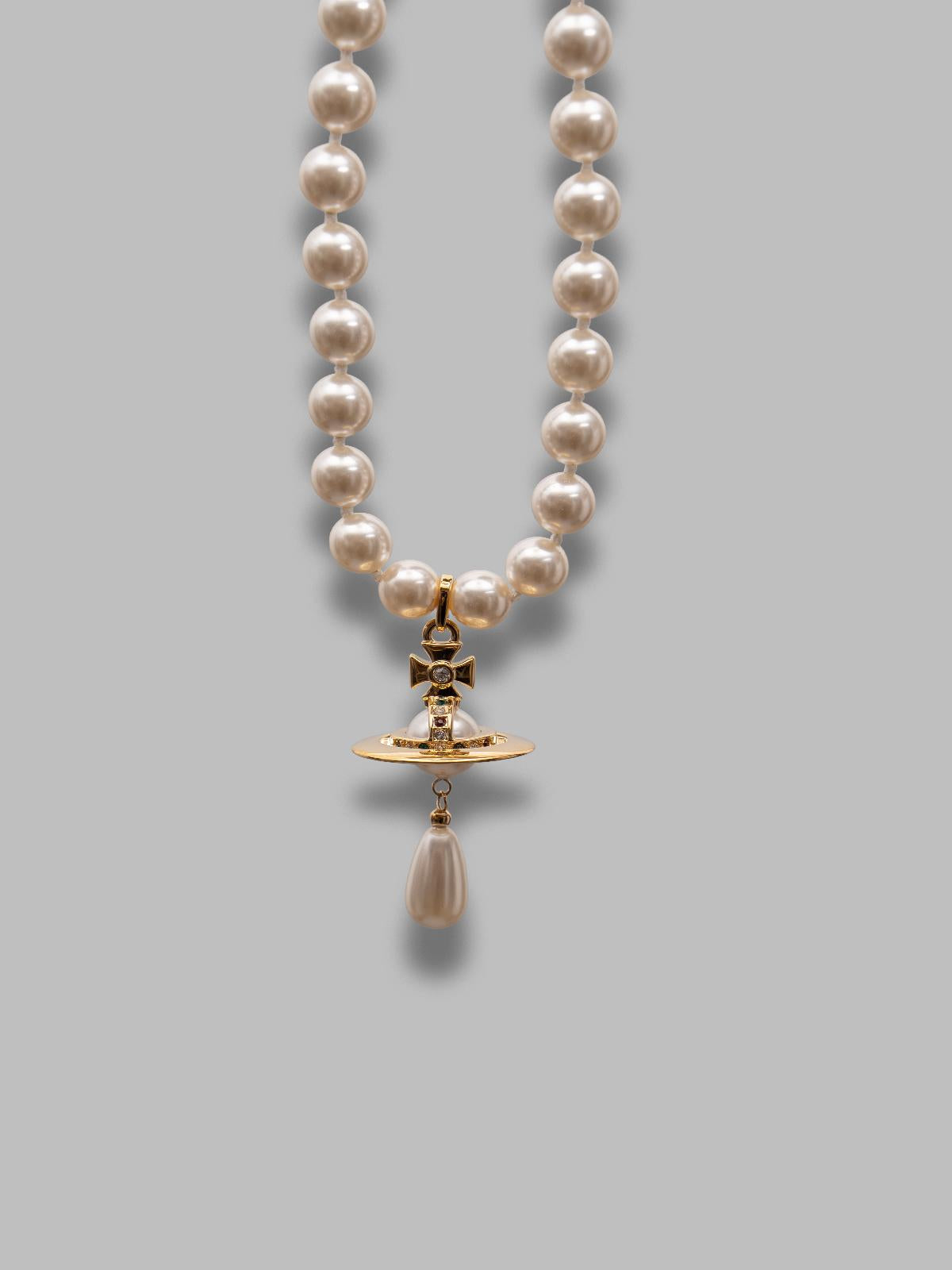 one row pearl drop choker 63030008-02R118-CN- R118 VIVIENNE WESTWOOD 