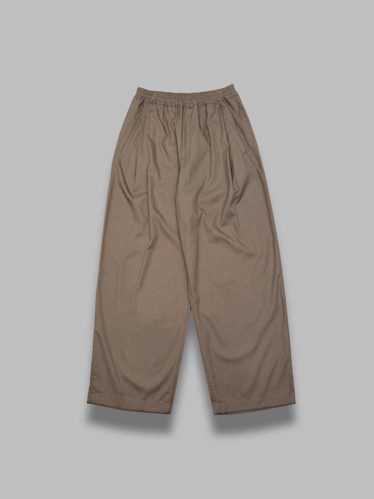 wewa wide trousers 233-15637- 518 A KIND OF GUISE 