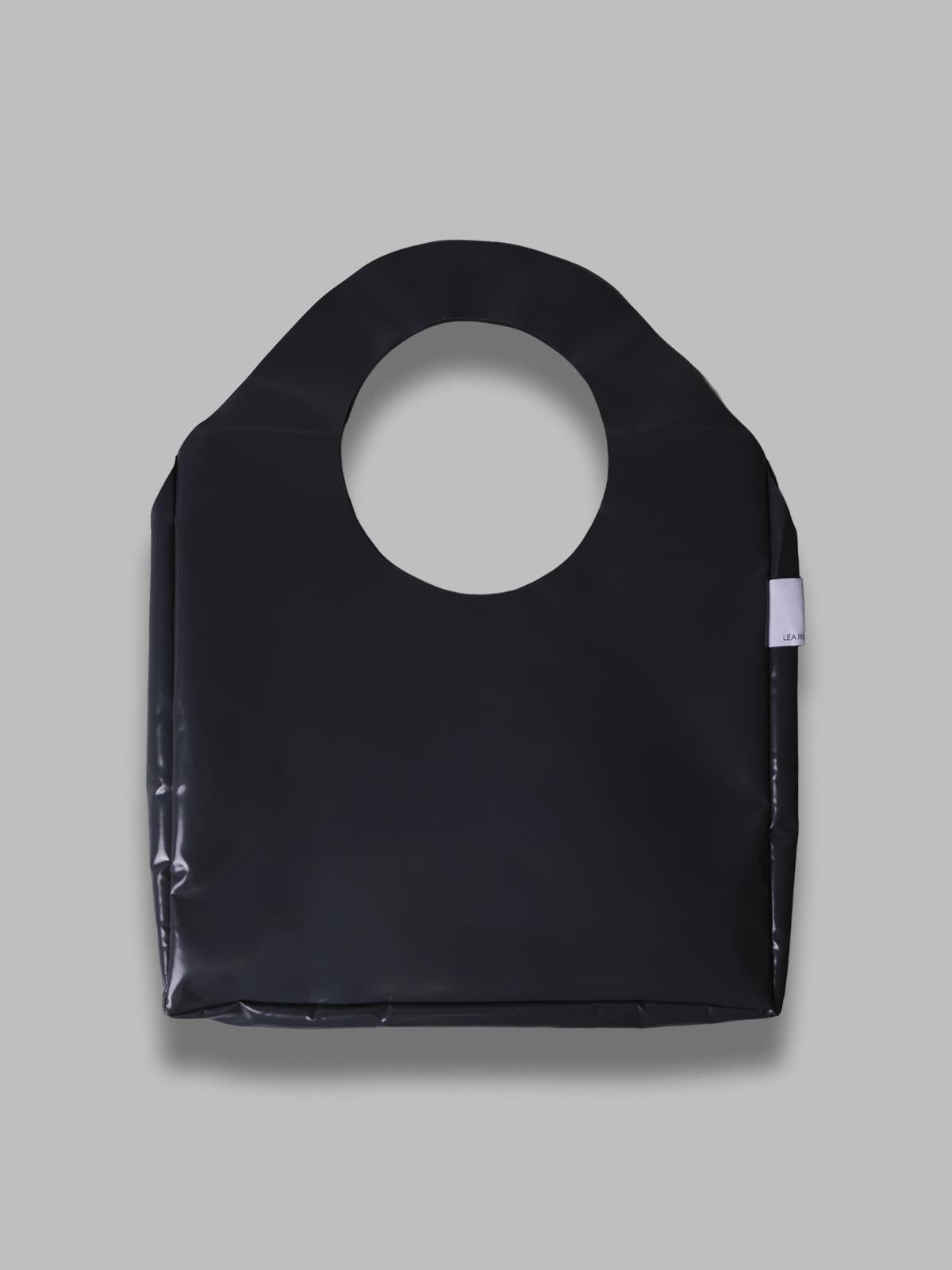  TASCHE10-L- DGY LEA ROESCH 