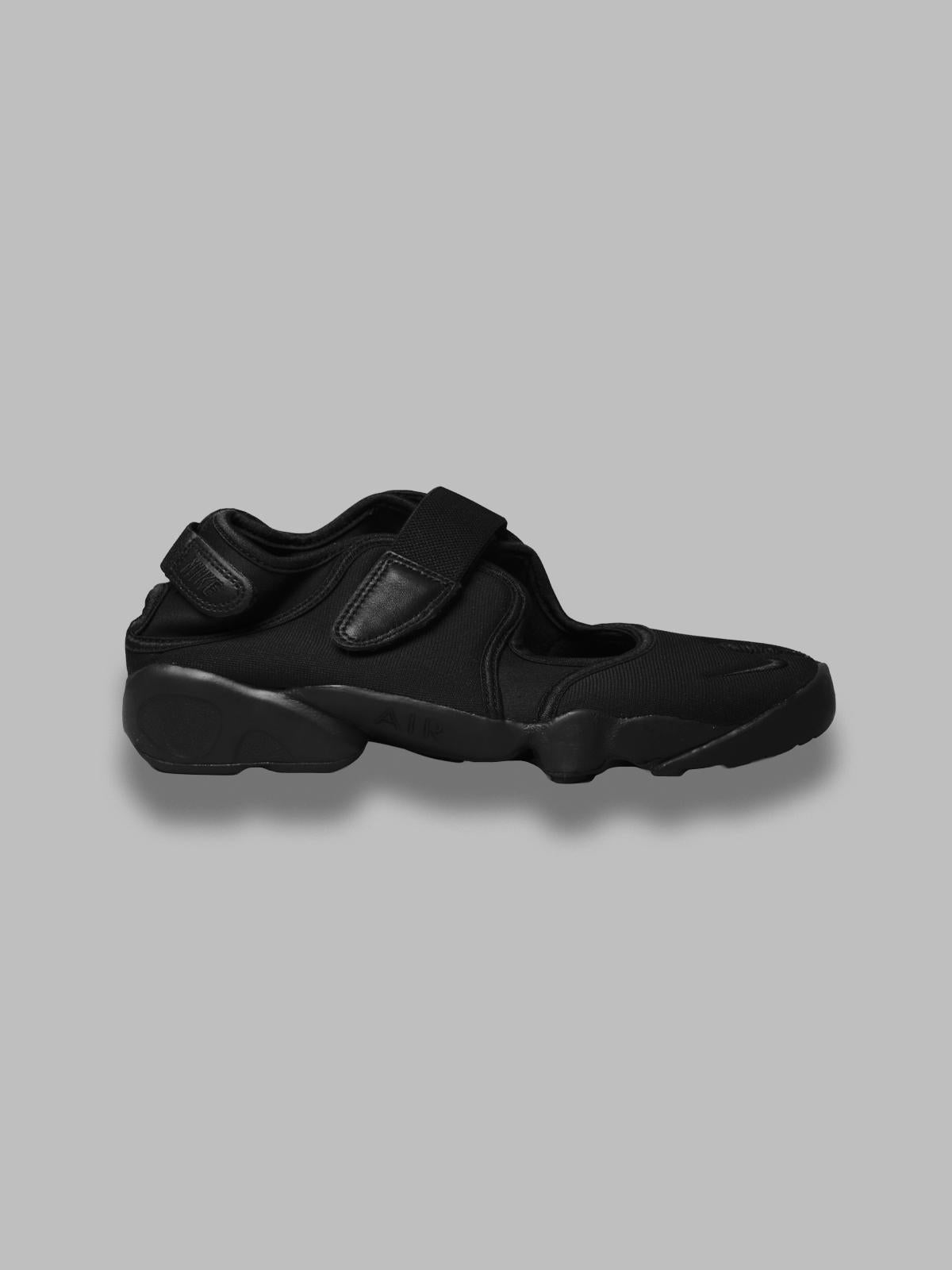 HF5389- 001 NIKE 