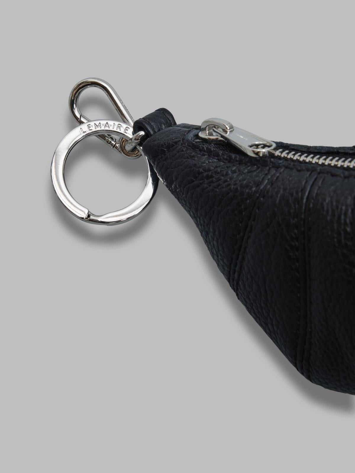 mini croissant keychain SL0082-LL0018- BK99 LEMAIRE 