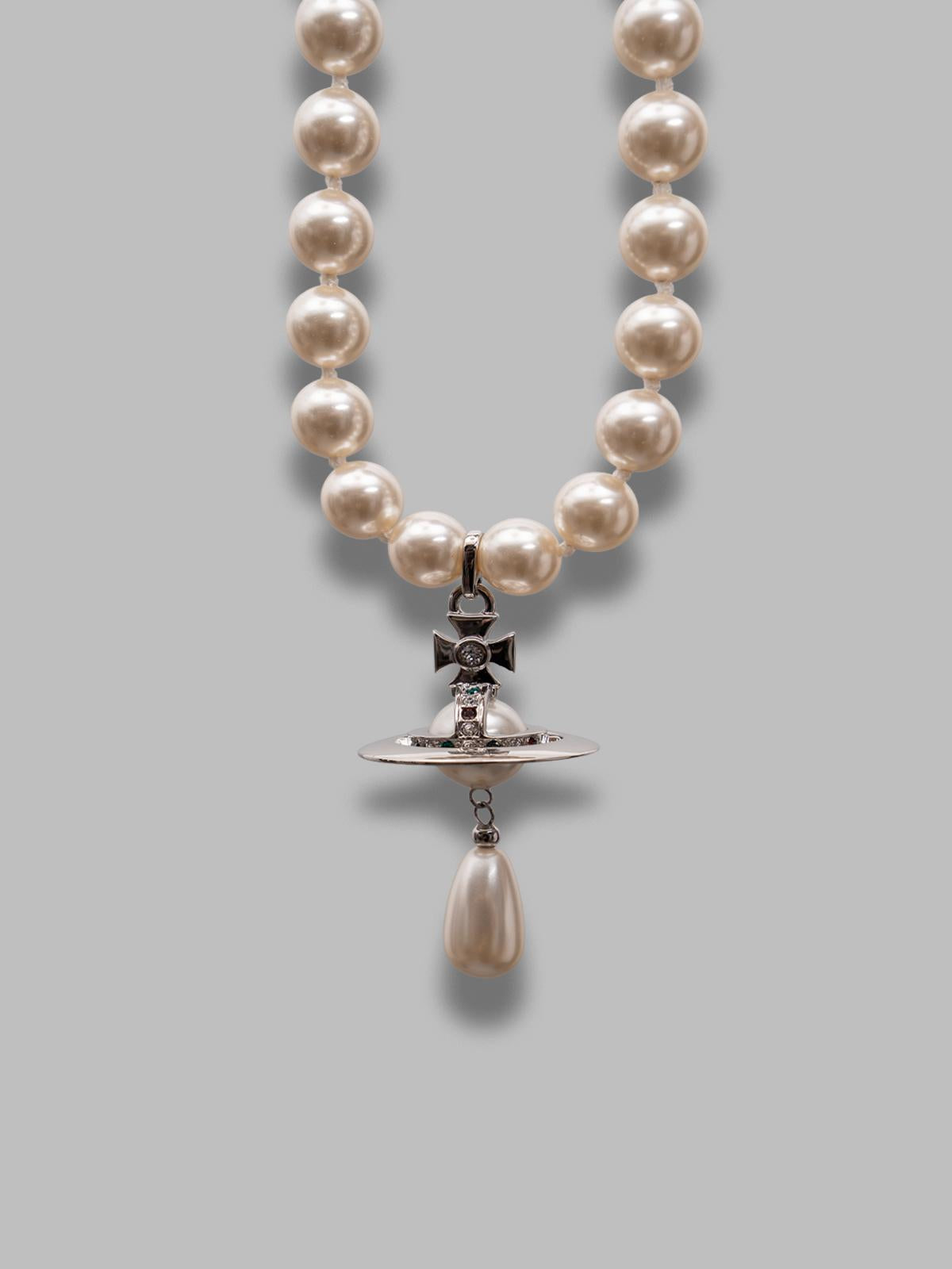 one row pearl drop choker 63030008-02P128-CN- P128 VIVIENNE WESTWOOD 