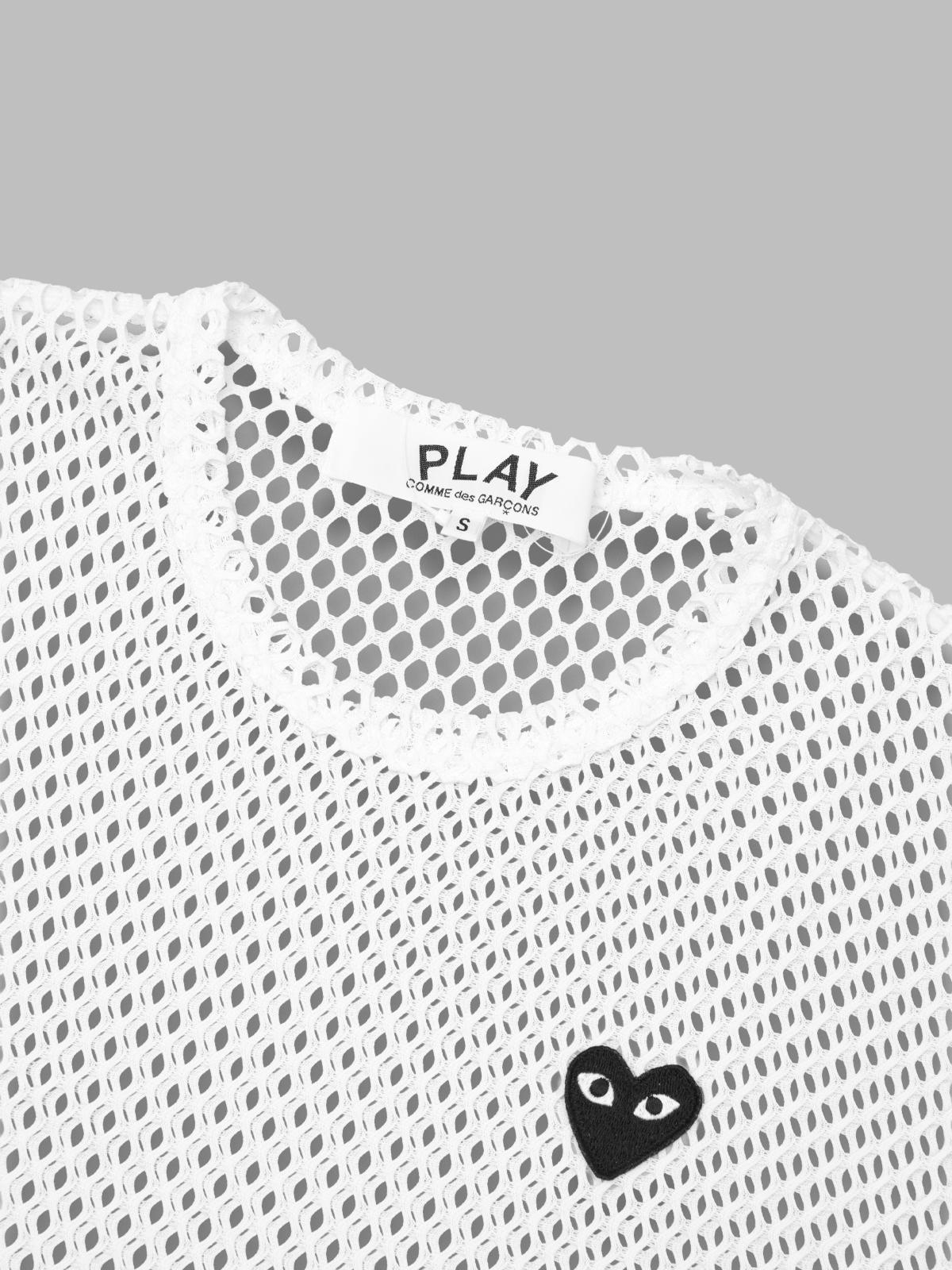 t-shirt mesh large black emblem AX-T352-051- WHT COMME DES GARÇONS PLAY 