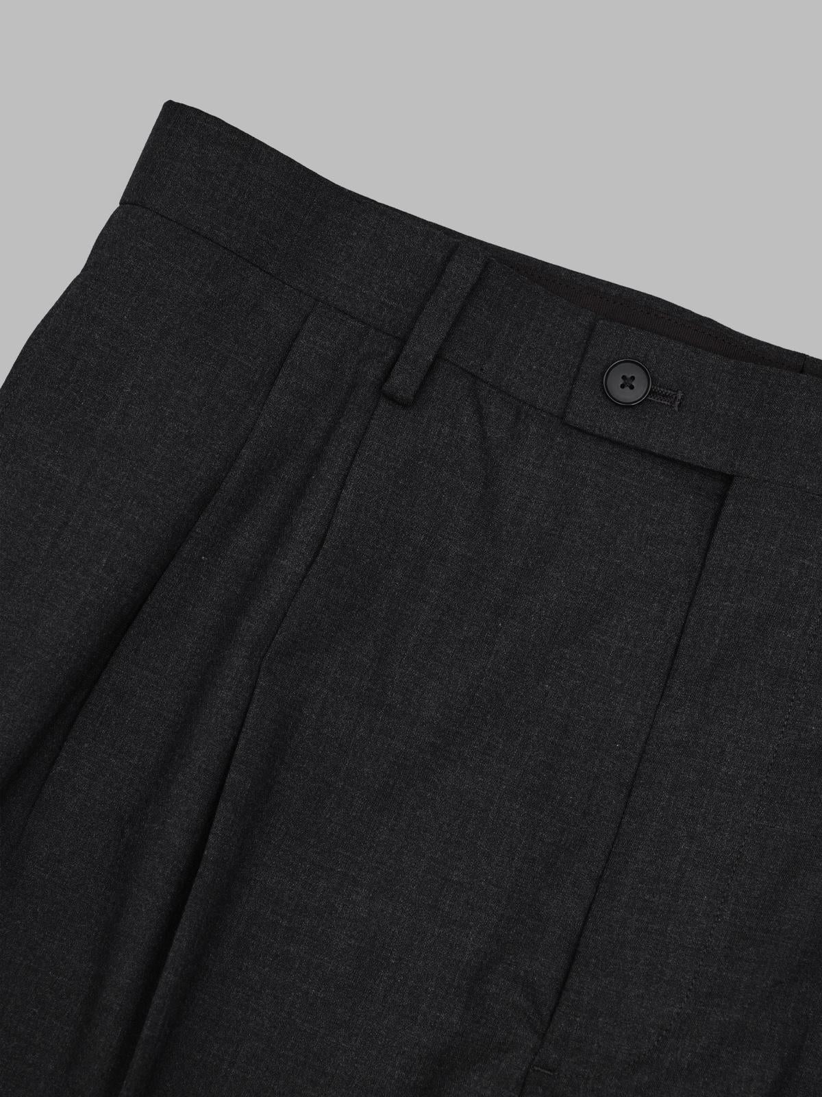 ultra fine tropical wool two-tuck slacks A26SP02MT- DGY AURALEE 