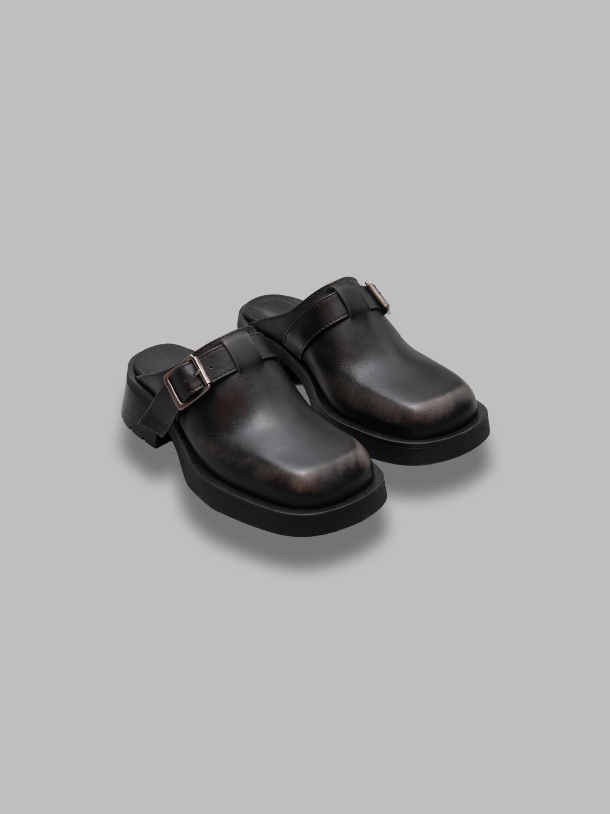 aroa brushed grey buckled mules E8-4116- GRY MIISTA 