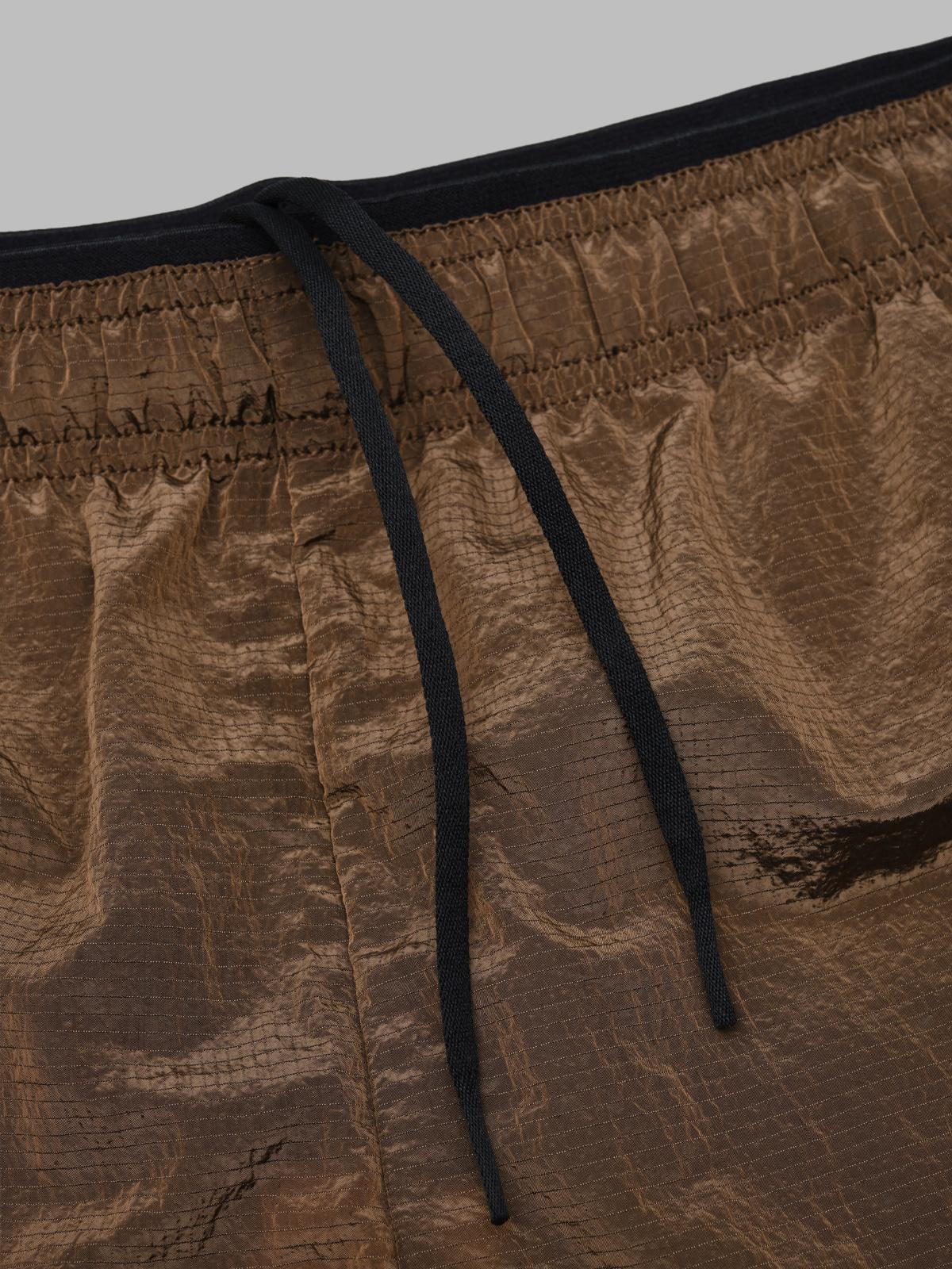 helder 5 inch shorts YBMW061FA57- BRW0001 ROA 