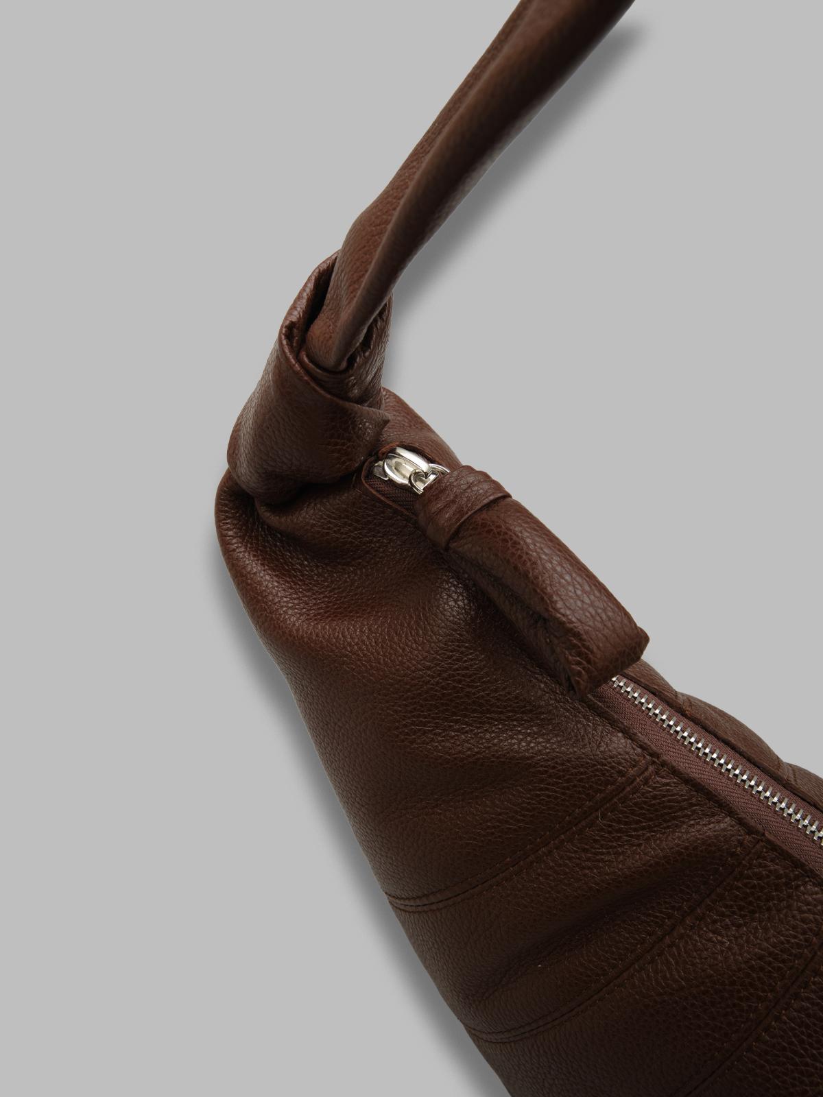 medium croissant bag BG0001-LL0018- BR503 LEMAIRE 