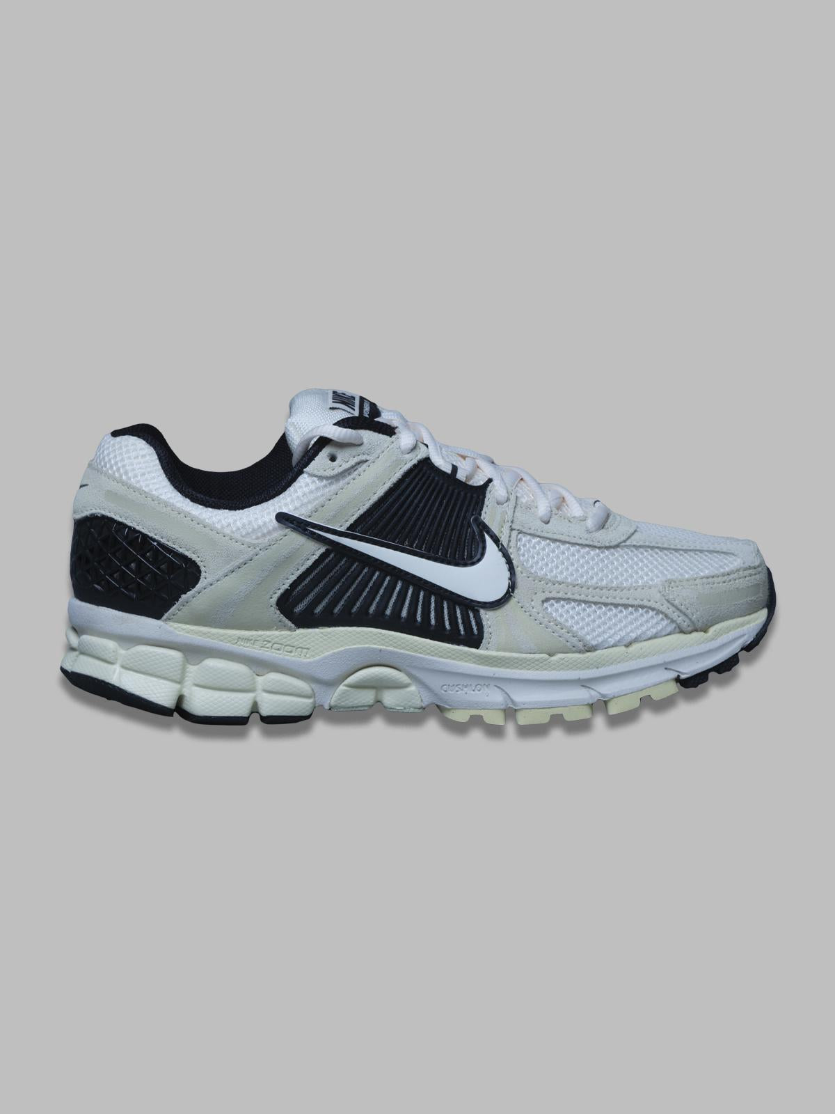 NIKE HF1553-701