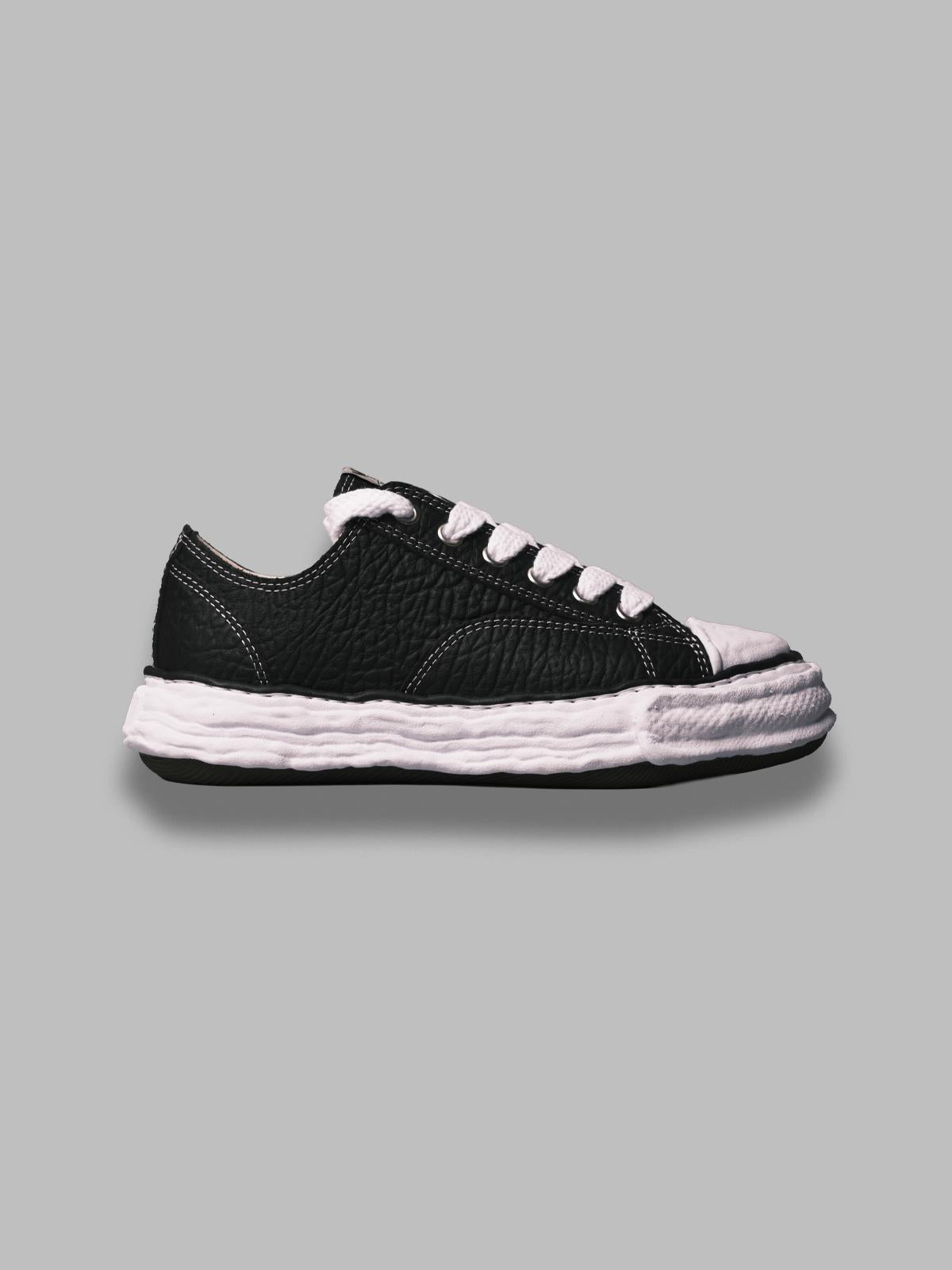 peterson 23/original sole monster leather low-top sneakers A15FW723- BK MAISON MIHARA YASUHIRO 