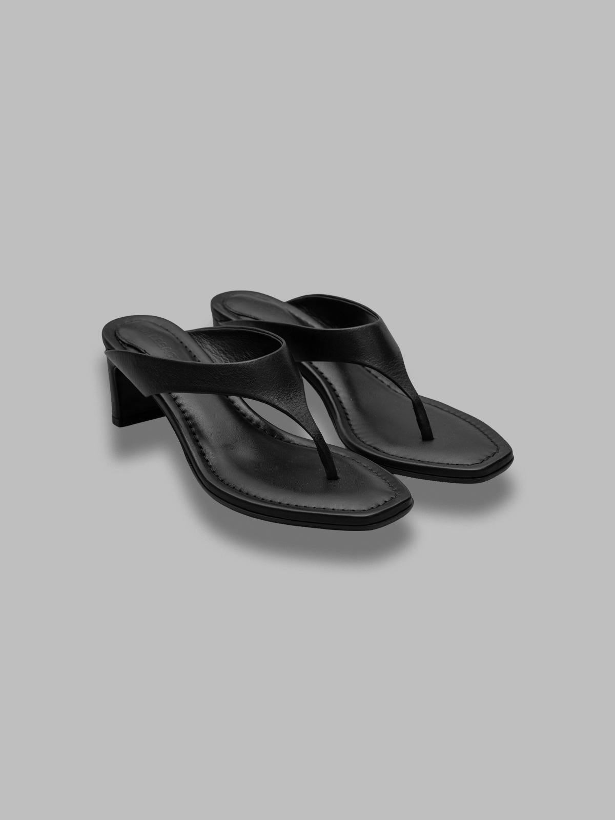 karasu sandal A2267KAM- BK OUR LEGACY 