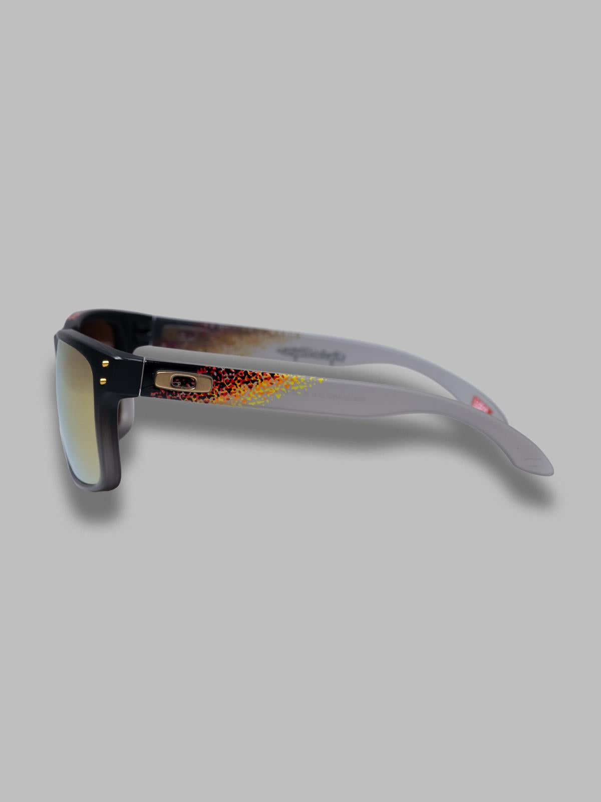 holbrook tld 0OO9102- 9102AH OAKLEY 