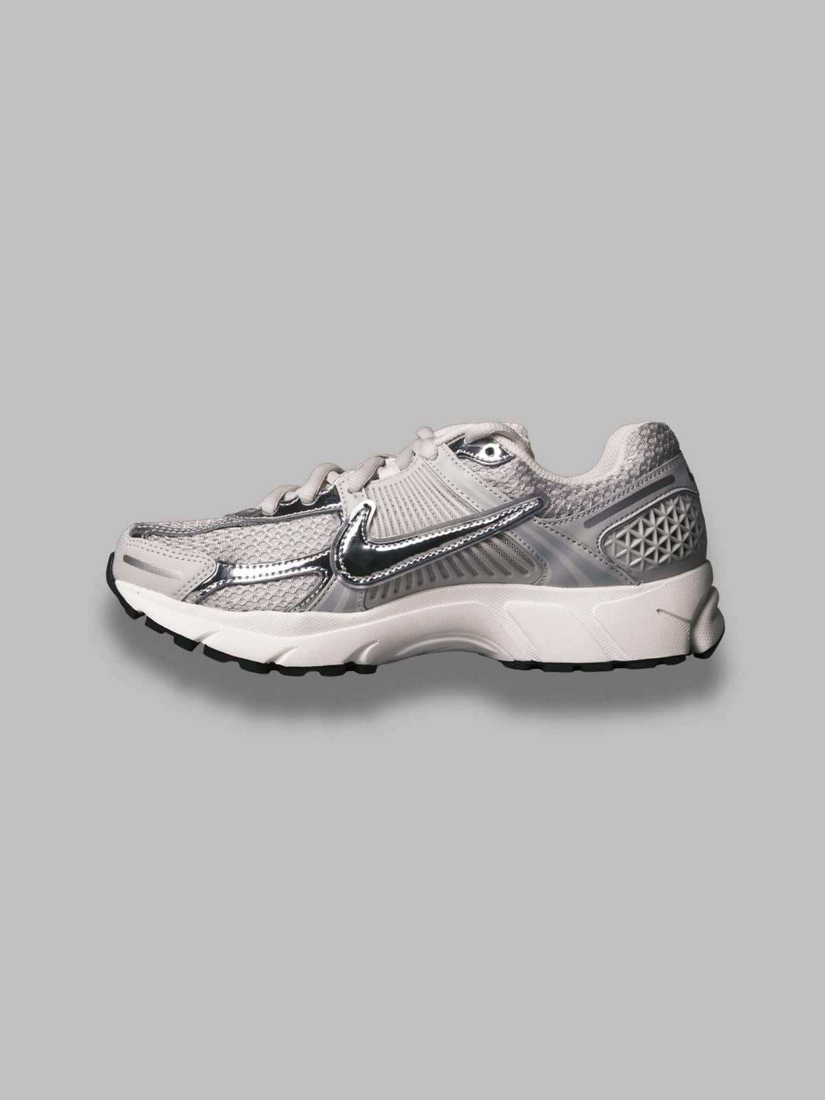 nike zoom vomero 5 FD0884- 025 NIKE 