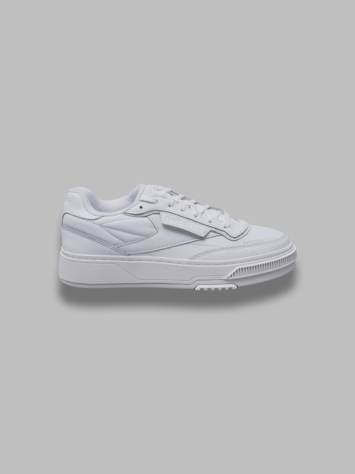 club c ltd 100261- 823 REEBOK 