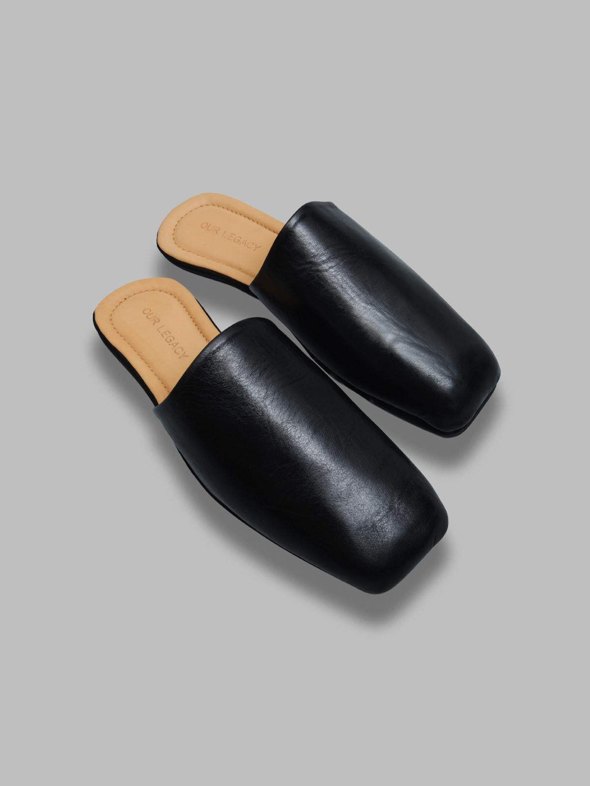 cigarr slipper A2257CSS- BK OUR LEGACY 