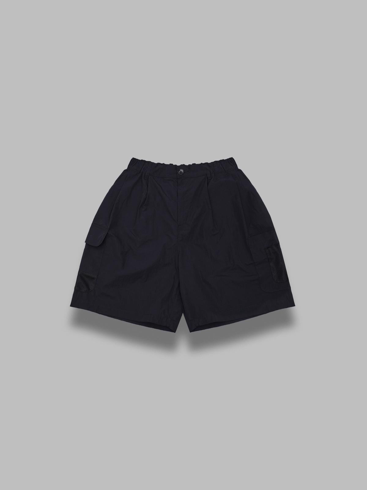 quito shorts 245-15601- 940 A KIND OF GUISE 