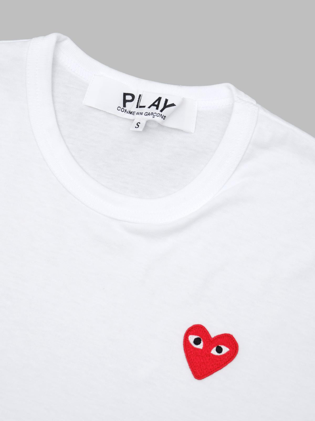  AX-T108-051- WHT COMME DES GARÇONS PLAY 