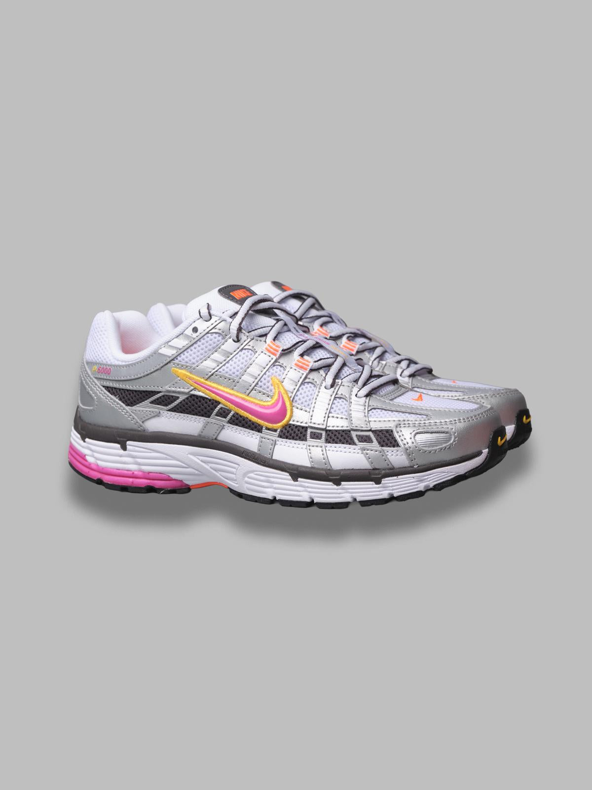 w nike p-6000 BV1021- 100 NIKE 