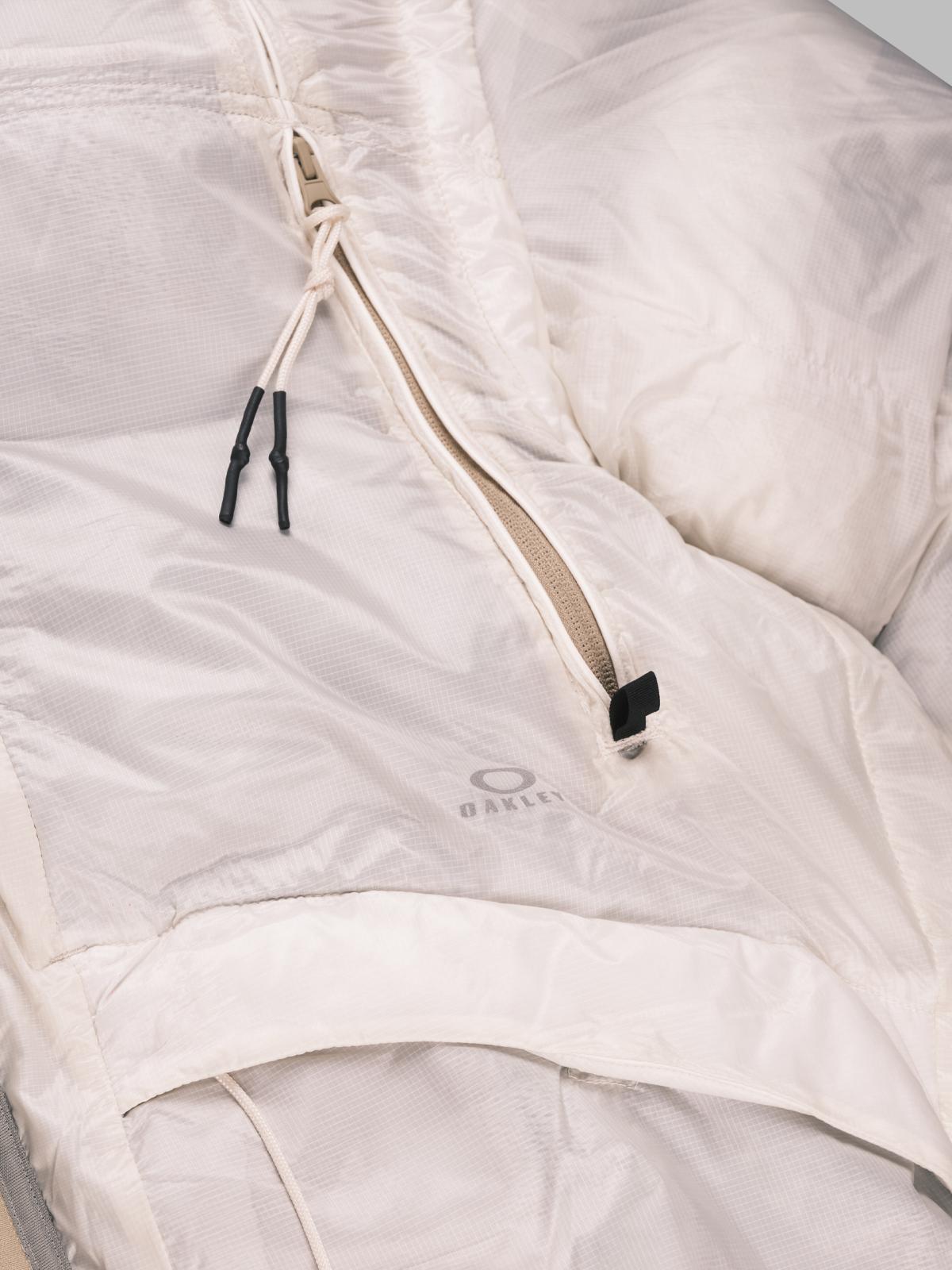  FOA407462- 7CU OAKLEY 