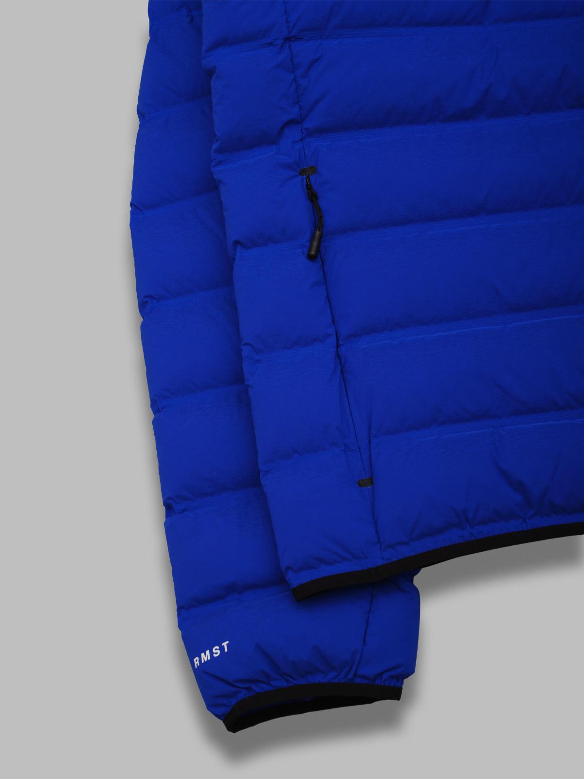 m rmst down hoodie - 20d x 20d 148 g/m² 83% nylon, 17% elastane woven with non-pfc durable water-repellent NF0A7UQA 40S1 THE NORTH FACE 