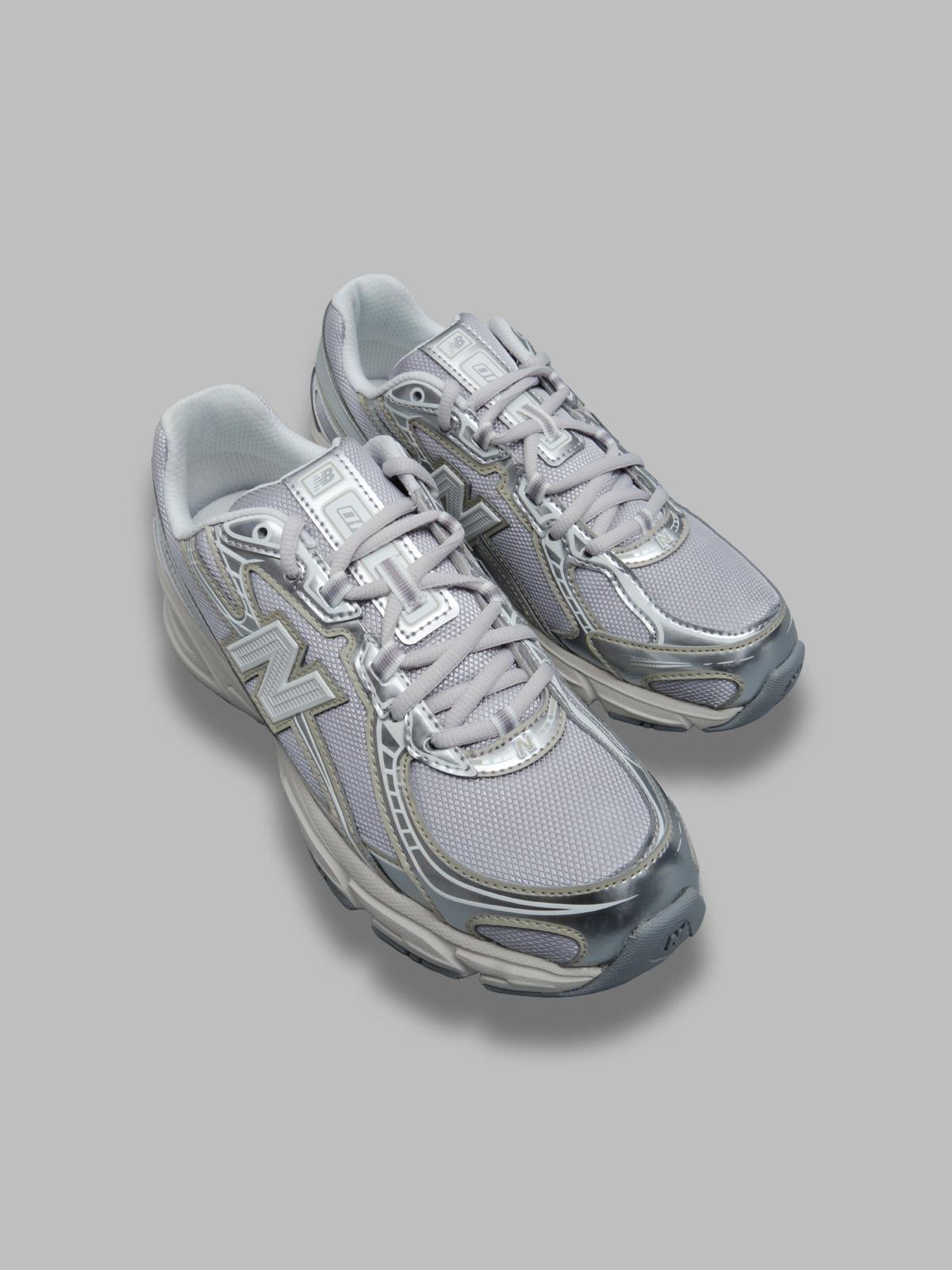 u740 U740- 5I7 NEW BALANCE 