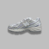 u740 U740- 5I7 NEW BALANCE 