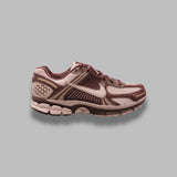 w nike zoom vomero 5 II6236- 500 NIKE 