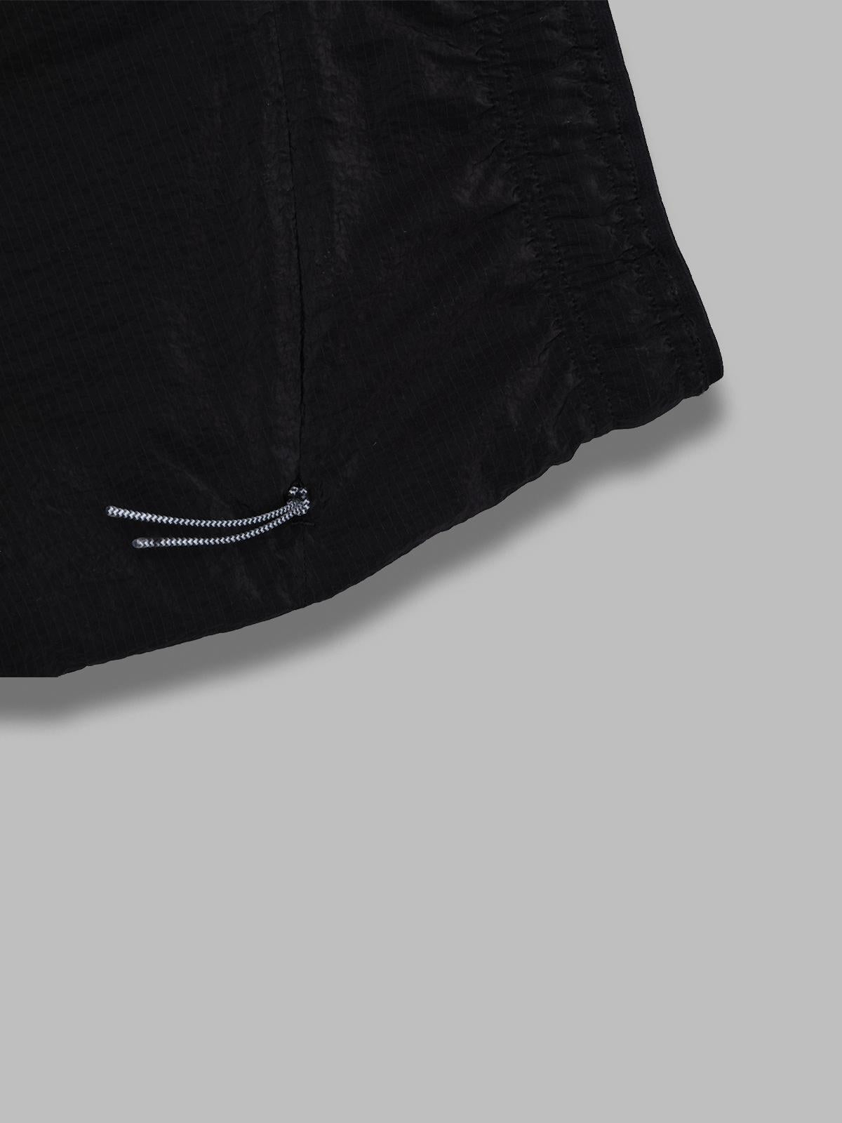 helder 5 inch shorts YBMW061FA57- BLK0001 ROA 