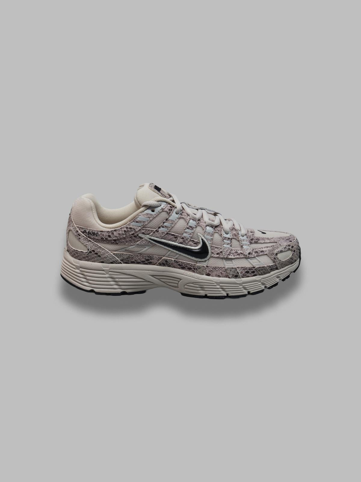 nike p-6000 se IH4451- 002 NIKE 