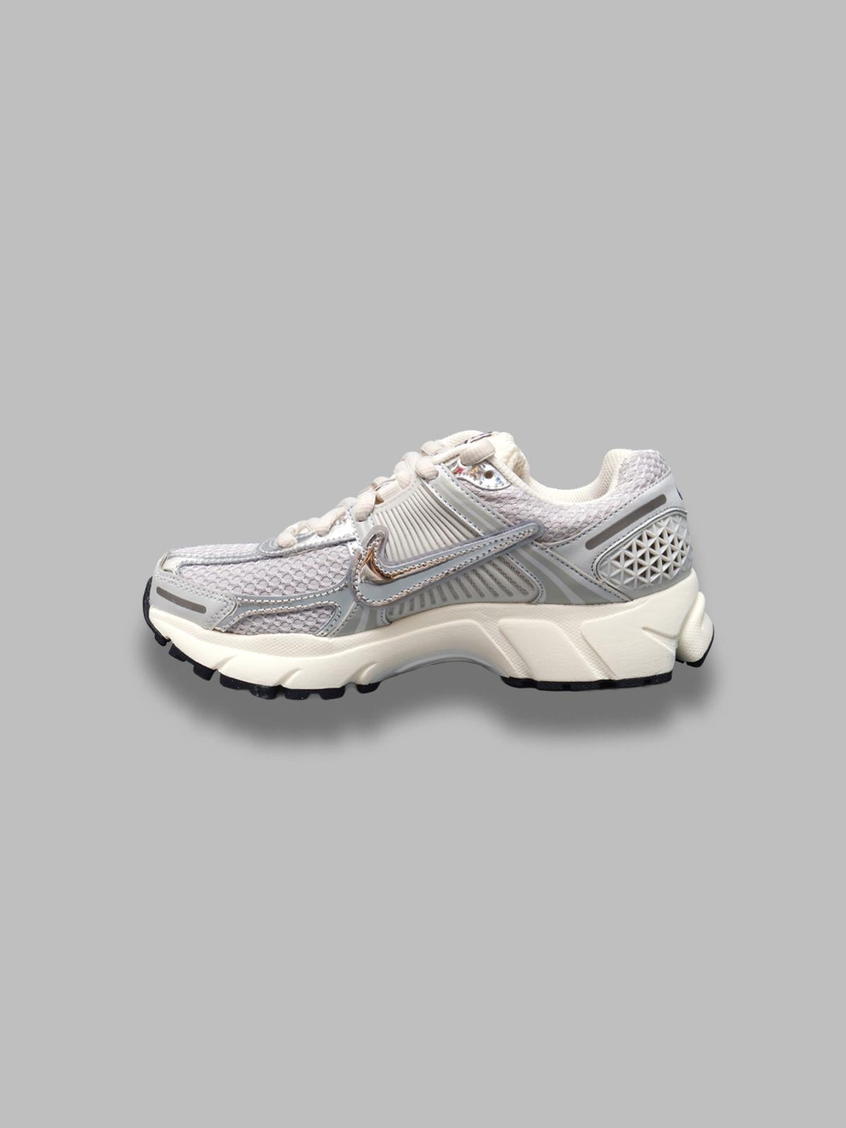nike zoom vomero 5 FD0884- 025 NIKE 